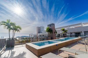 Alquiler Vacacional - Res. Porto Madero, Apartamento de Alto Estándar, Playa Bombinhas, 3 habitaciones 8 personas