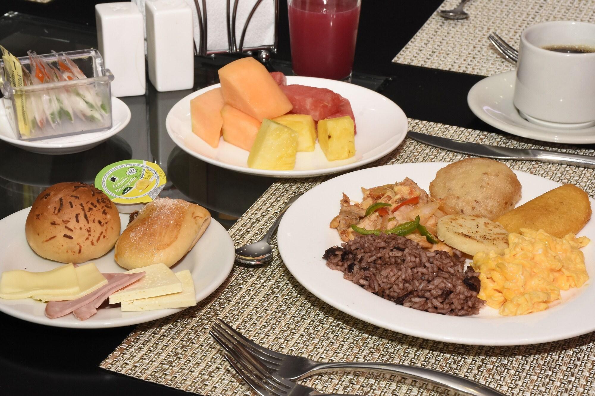 Restaurant Radisson Hotel Diamond Barranquilla