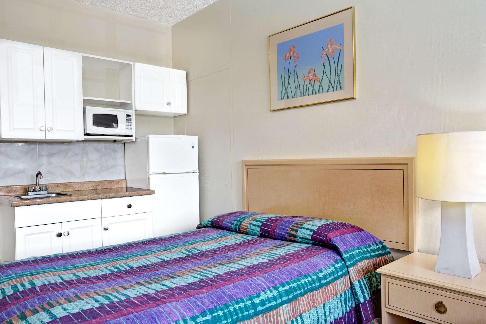 Habitación Knights Inn Hallandale
