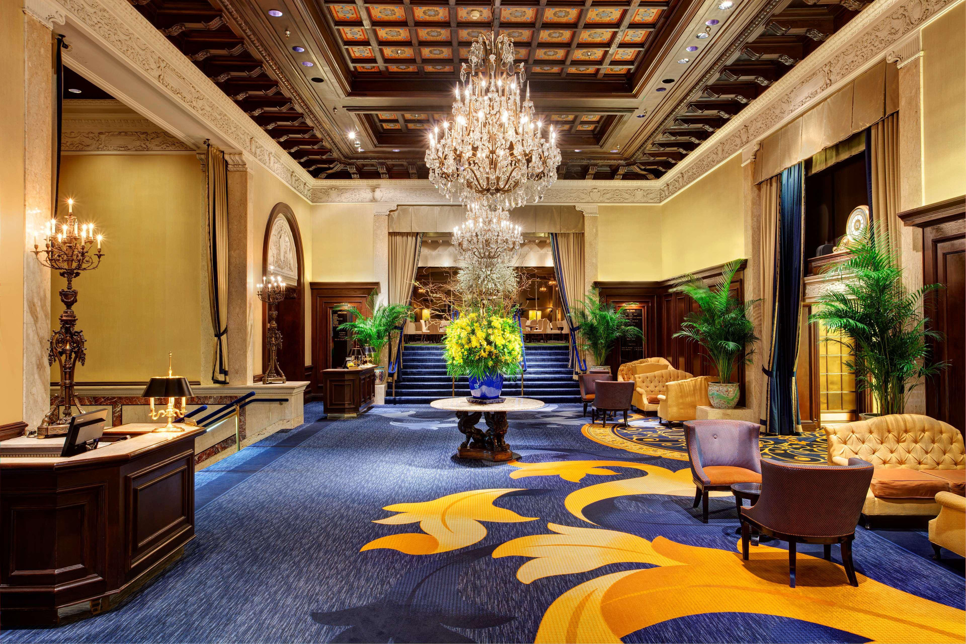 Vista Lobby The Drake