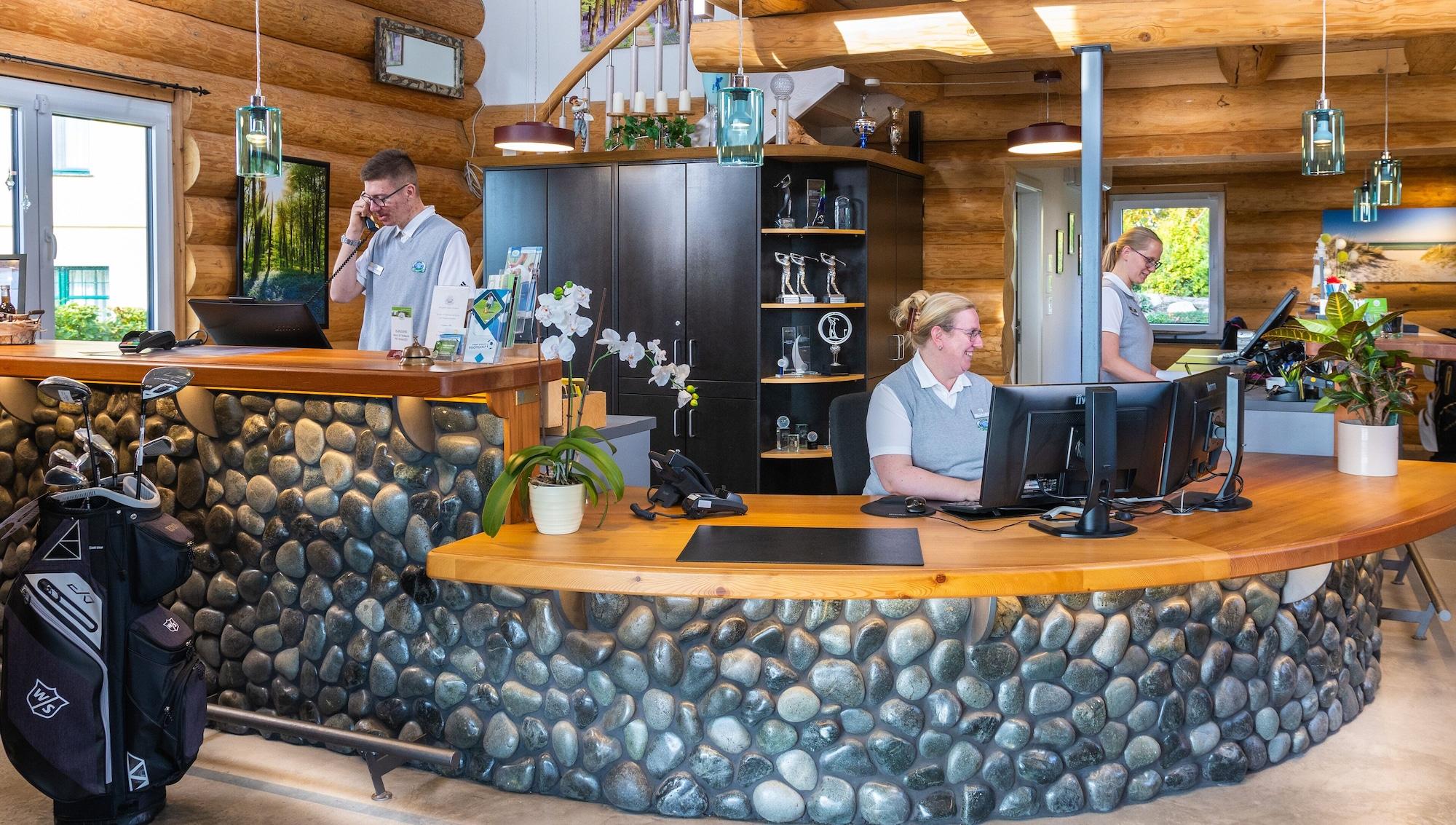Vista Lobby Hotel im Golfpark Strelasund