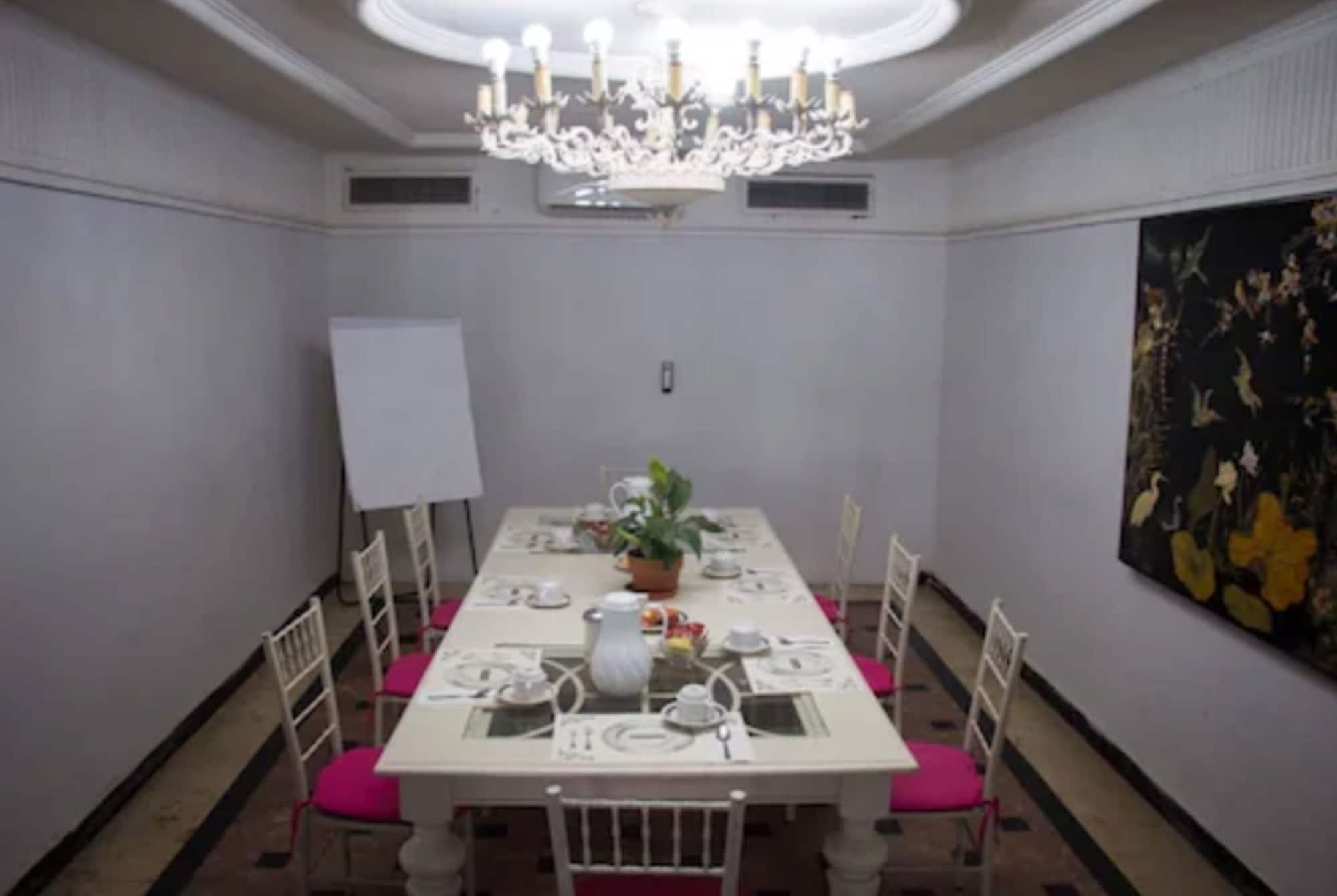 Sala de Reuniones Paraiso Express Hotel