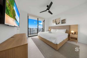 Arriendo temporal - Luxe 1-BD Condo with Stunning DTW Views