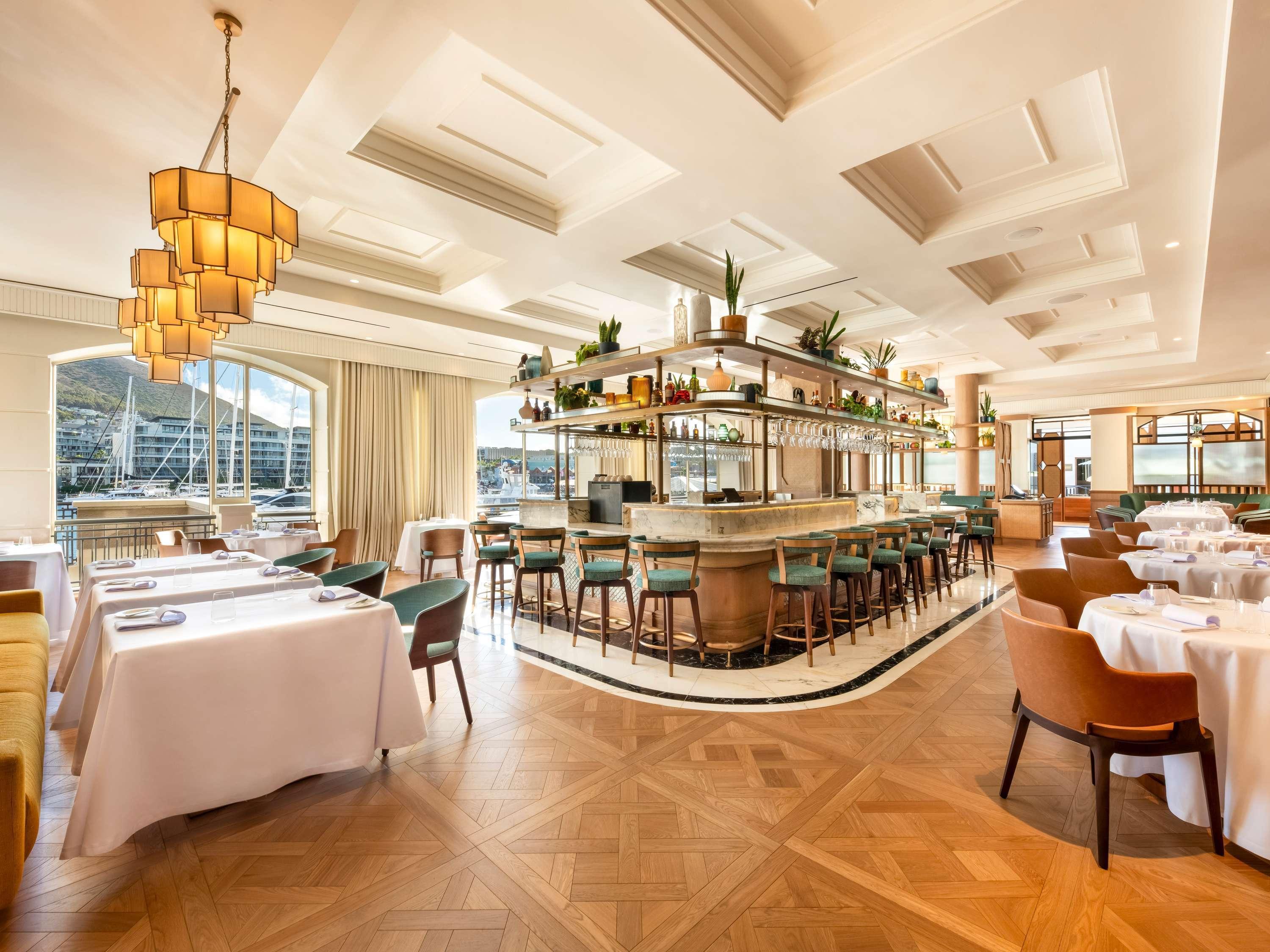 Restaurant Cape Grace, A Fairmont Managed Hotel