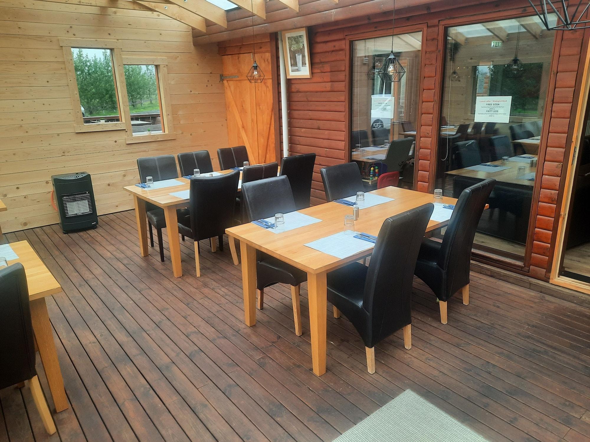 Restaurant Minniborgir Cottages & Restaurant