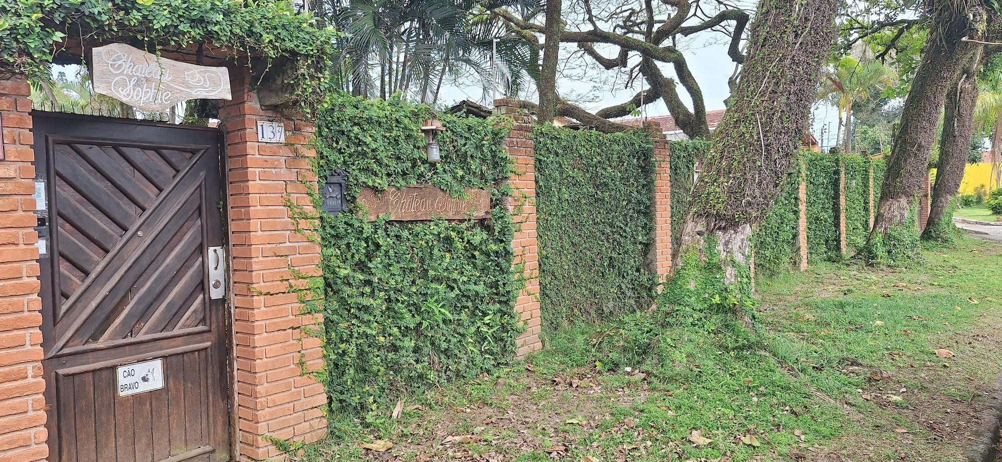 Vista Exterior Pousada Chateau Sophie