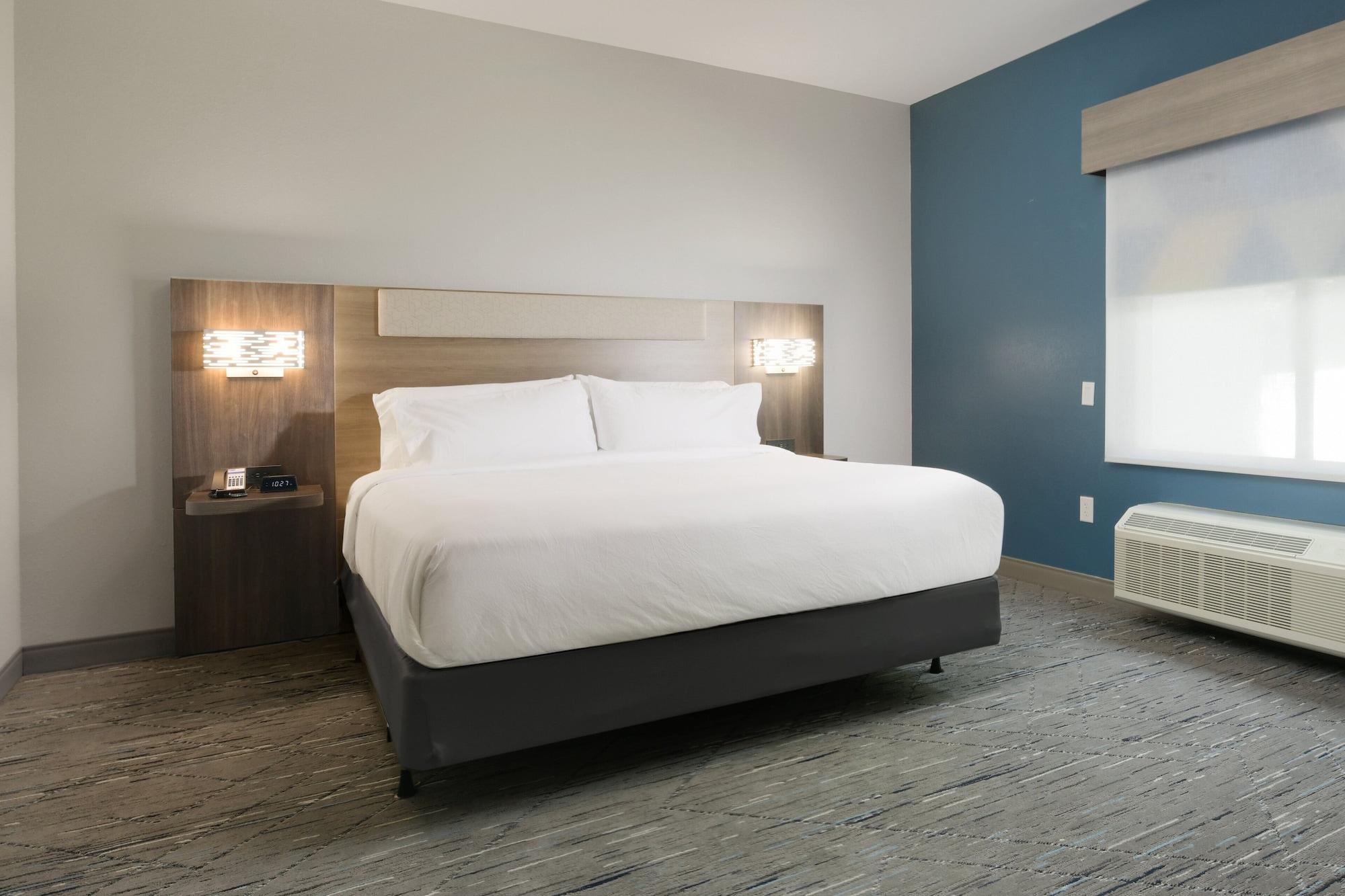 Habitación Holiday Inn Express & Suites Williamstown - Glassboro by IHG