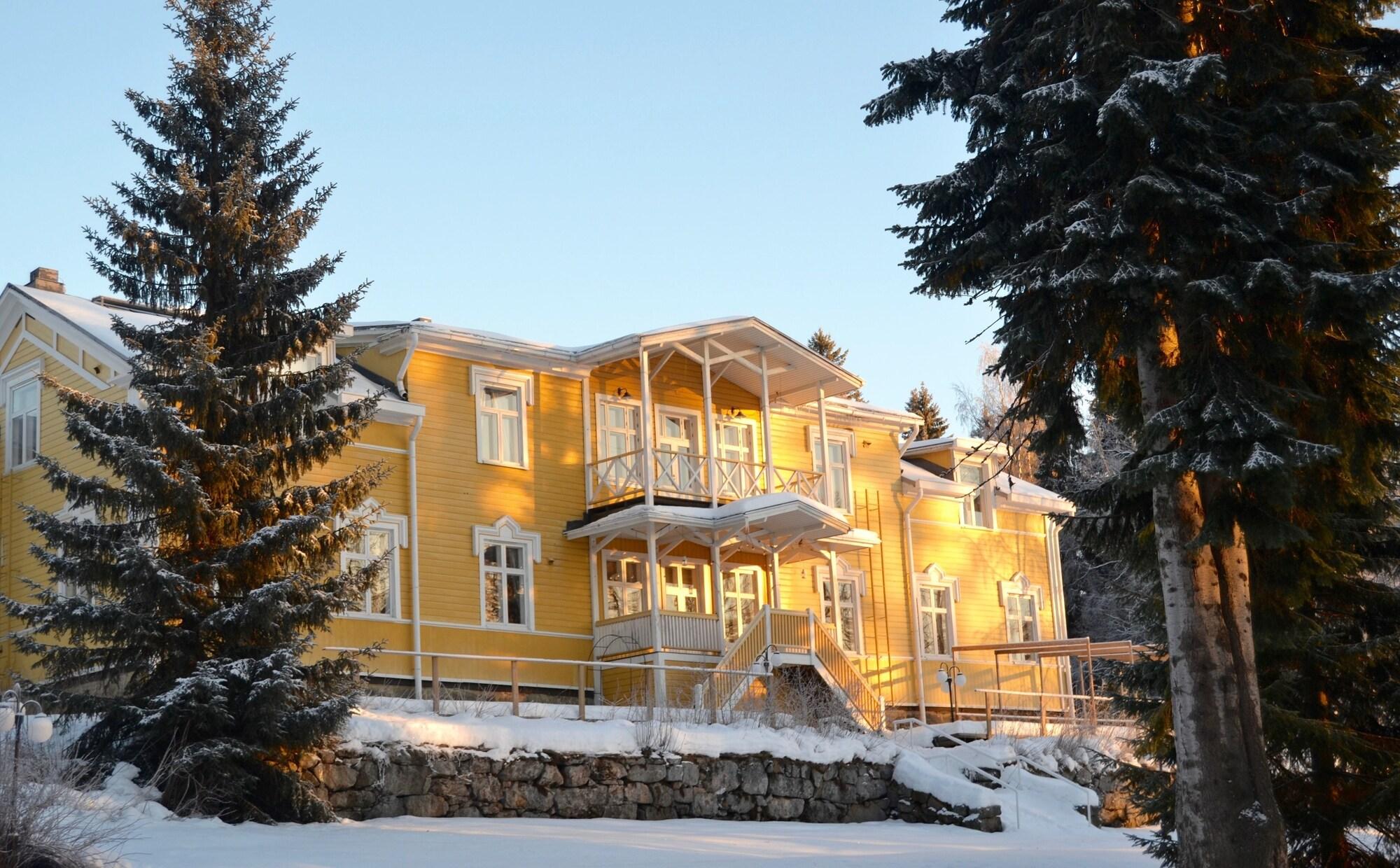 Vista Exterior Karolineburg Manor House Hotel