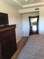 Alquiler Vacacional - Stunning Condo In An Exclusive Intracoastal Estate With Harbor Views