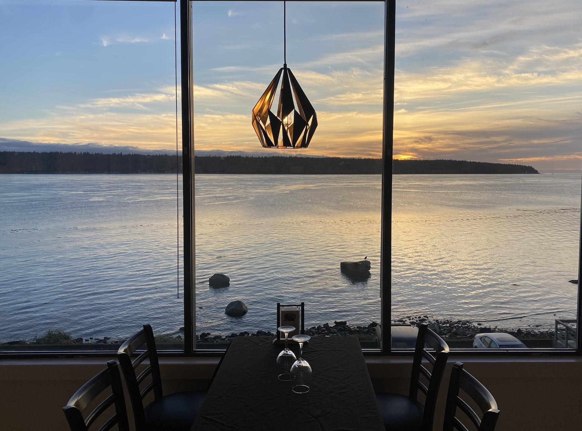 Restaurant Anchor Inn And Suites