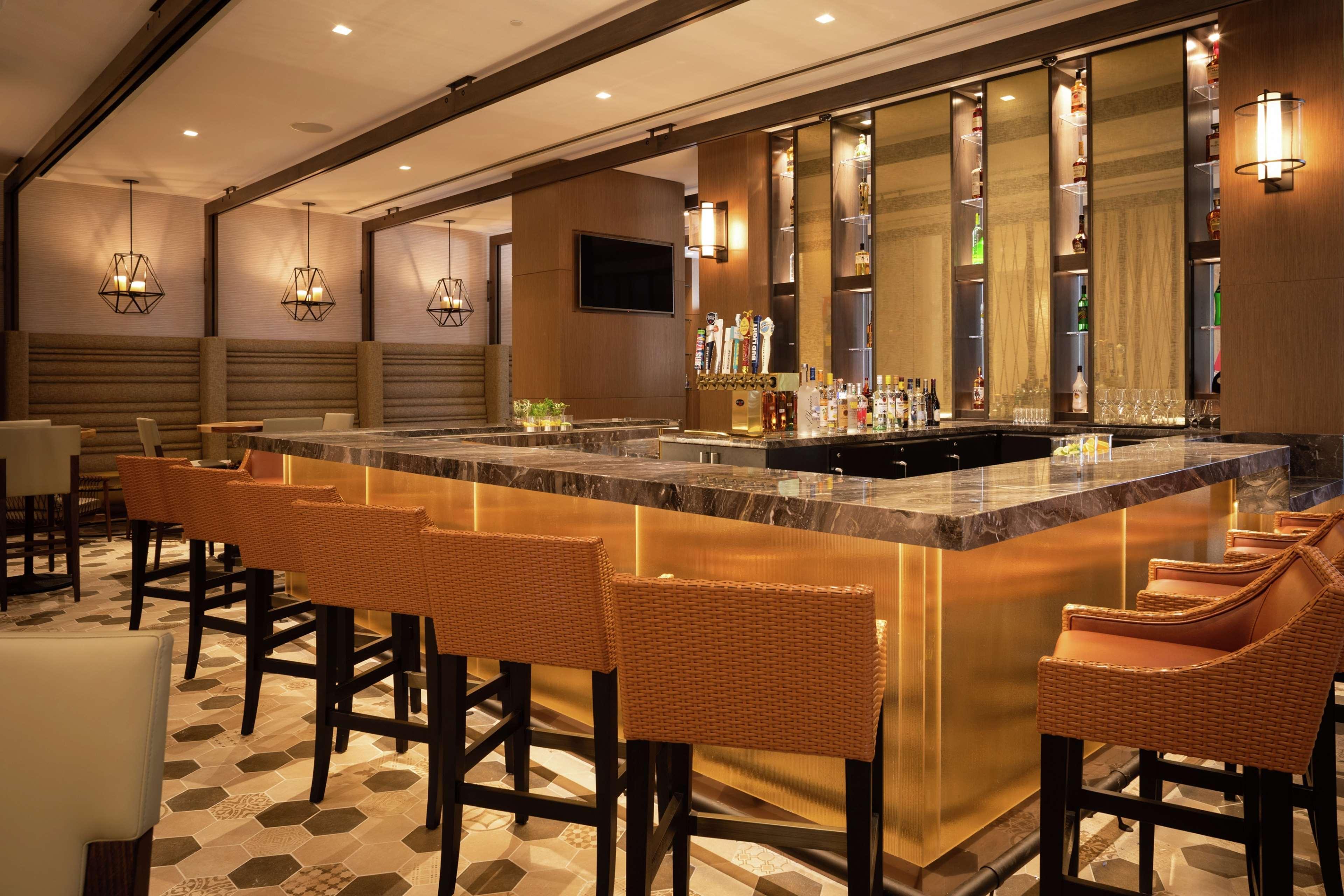 Bar/Salón Hilton Miami Dadeland