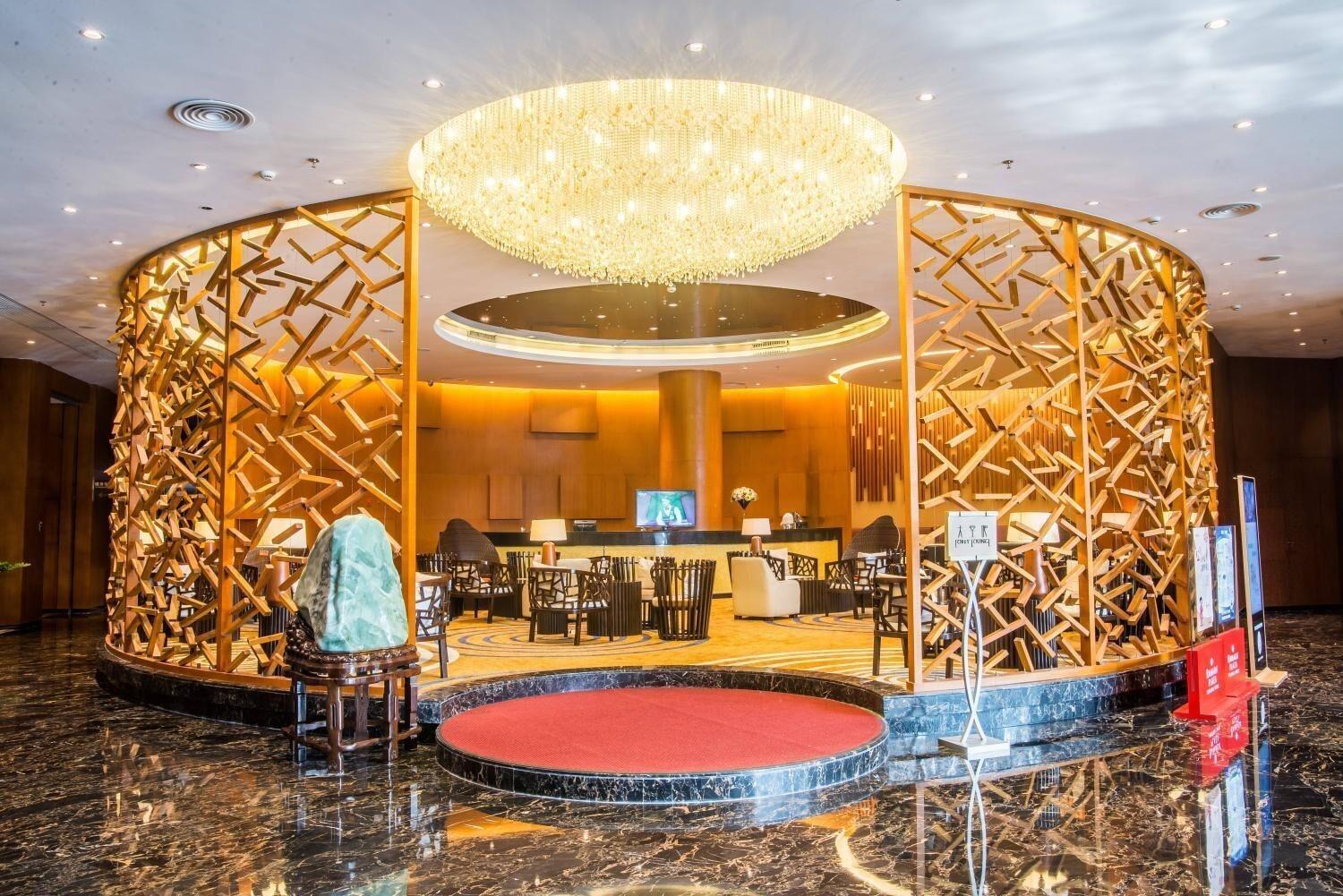 Vista Lobby Ramada Plaza Huizhou East
