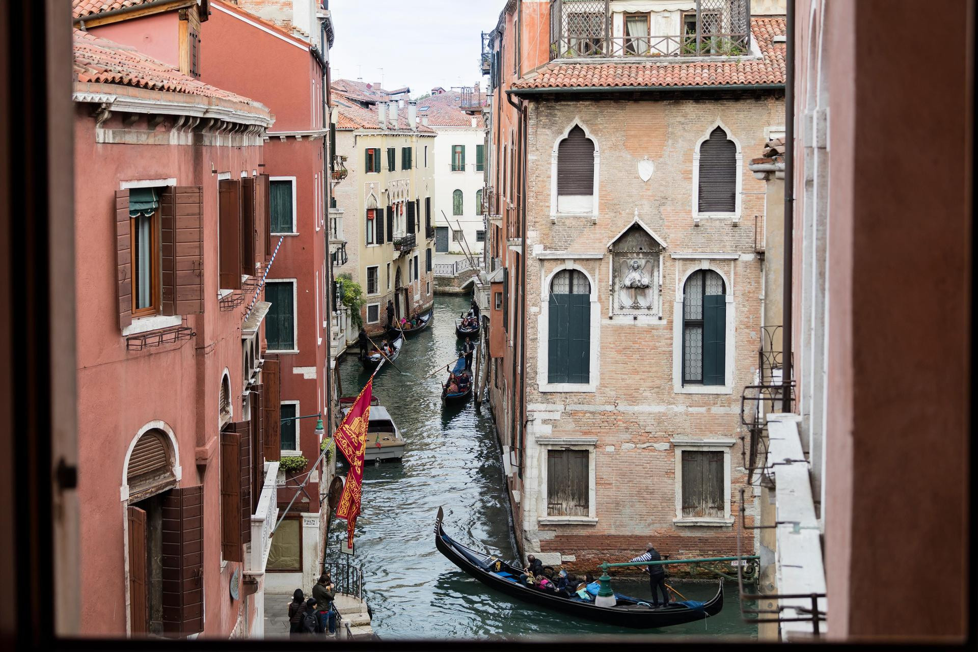 Vista Exterior All’Angelo Art Hotel