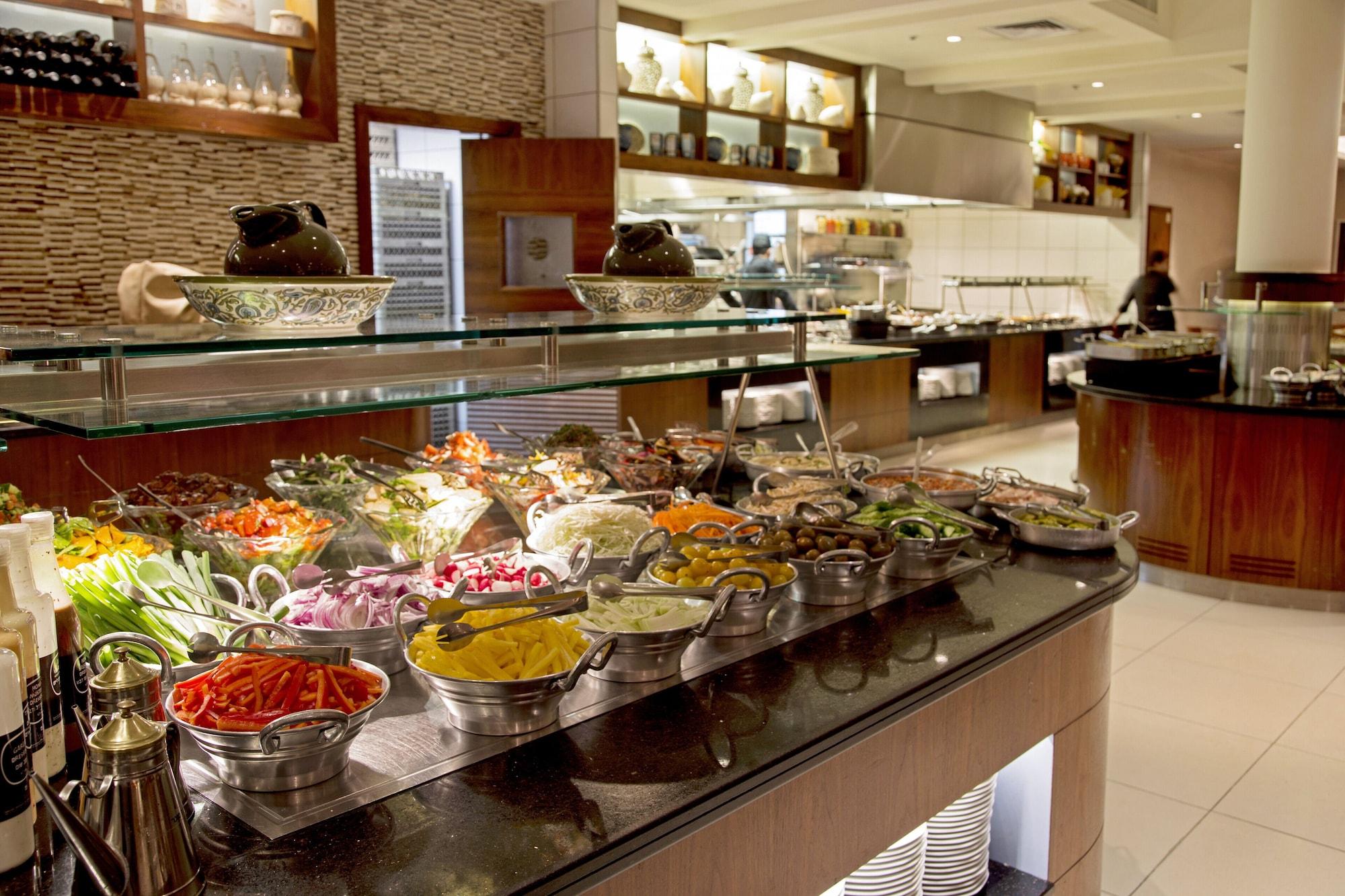 Restaurant Royal Garden by Isrotel Collection