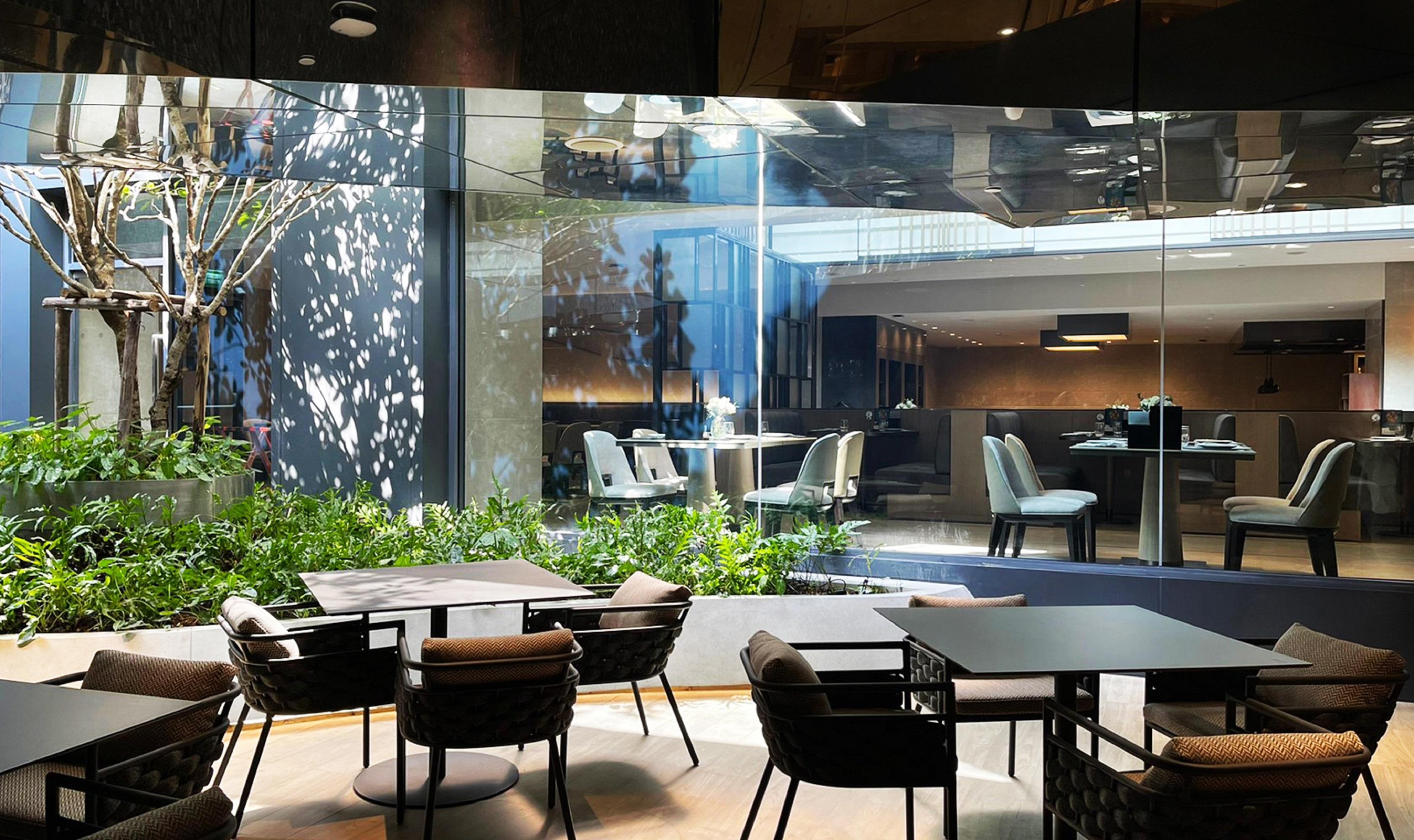 Restaurant Carlton Hotel Bangkok Sukhumvit