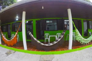 Alojamiento - Pousada e Camping Paraiso dos Golfinhos