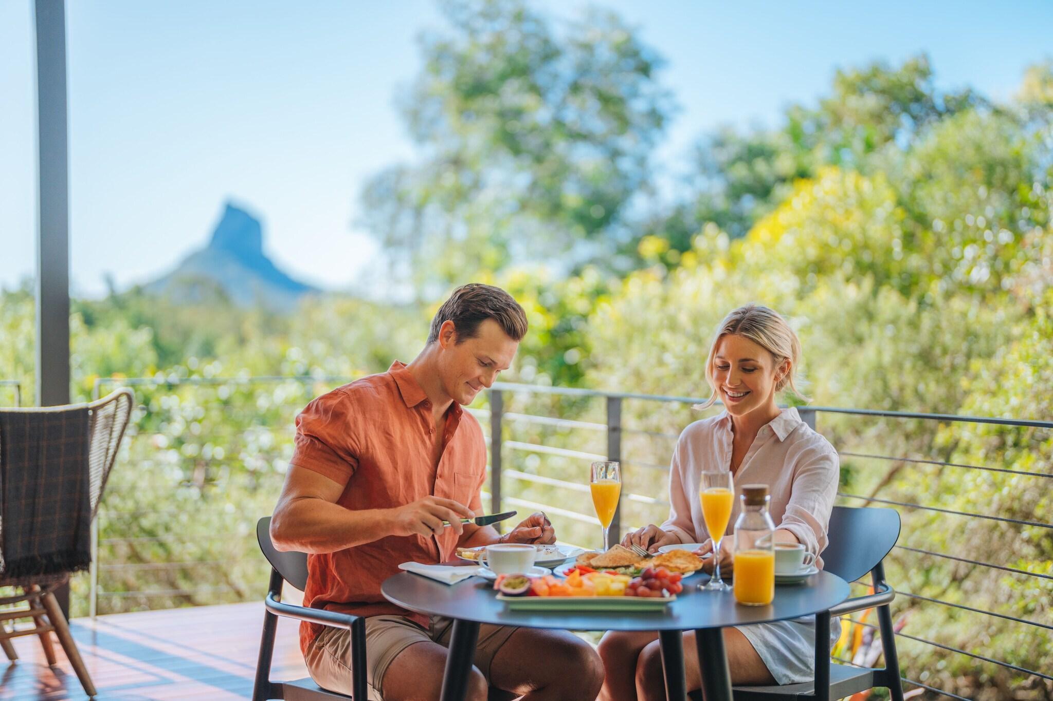 Restaurant Glass On Glasshouse