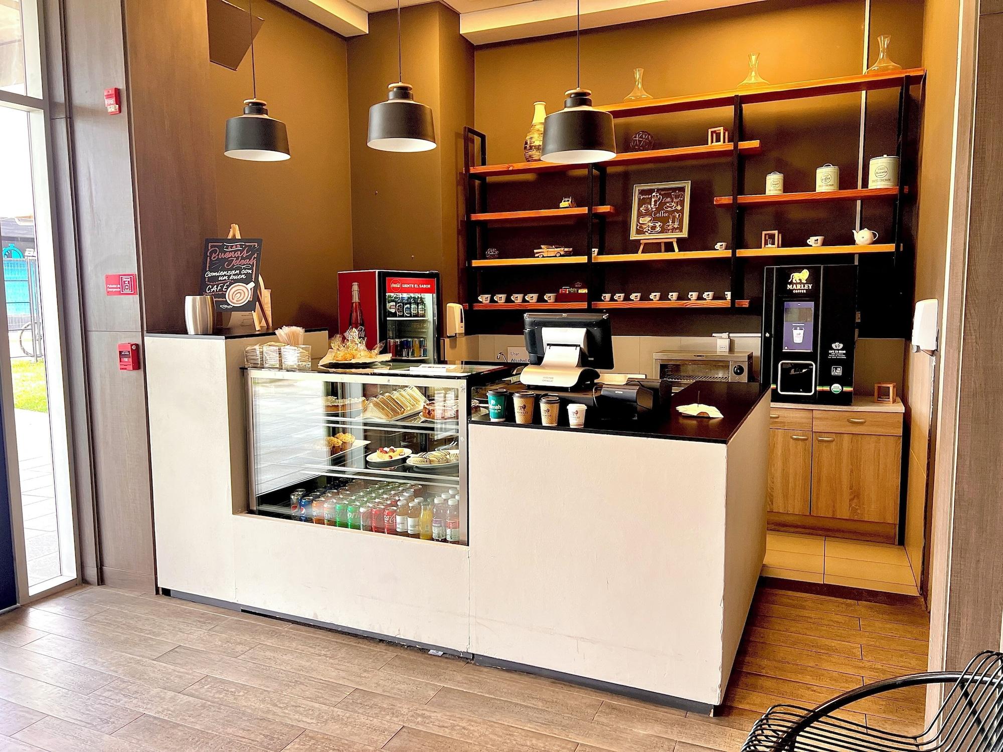 Bar/Salón Hotel Curicó