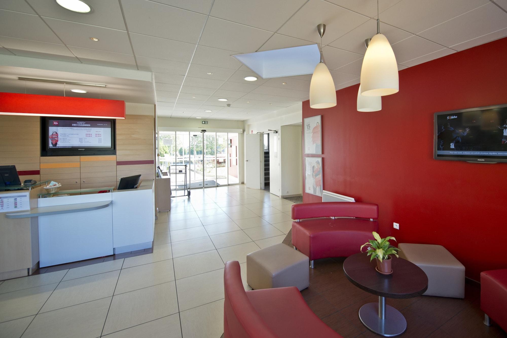 Vista Lobby ibis Besançon Marchaux