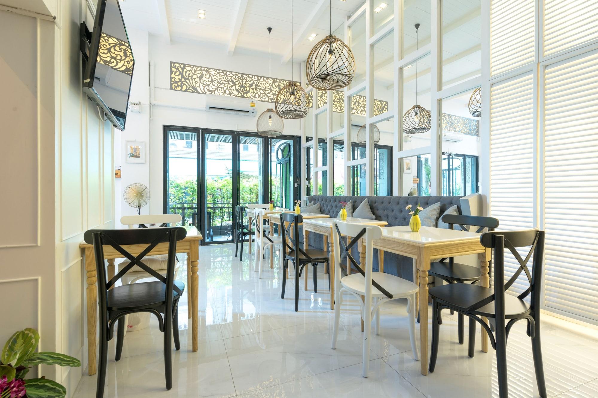 Restaurant White Ivory Bed & Breakfast