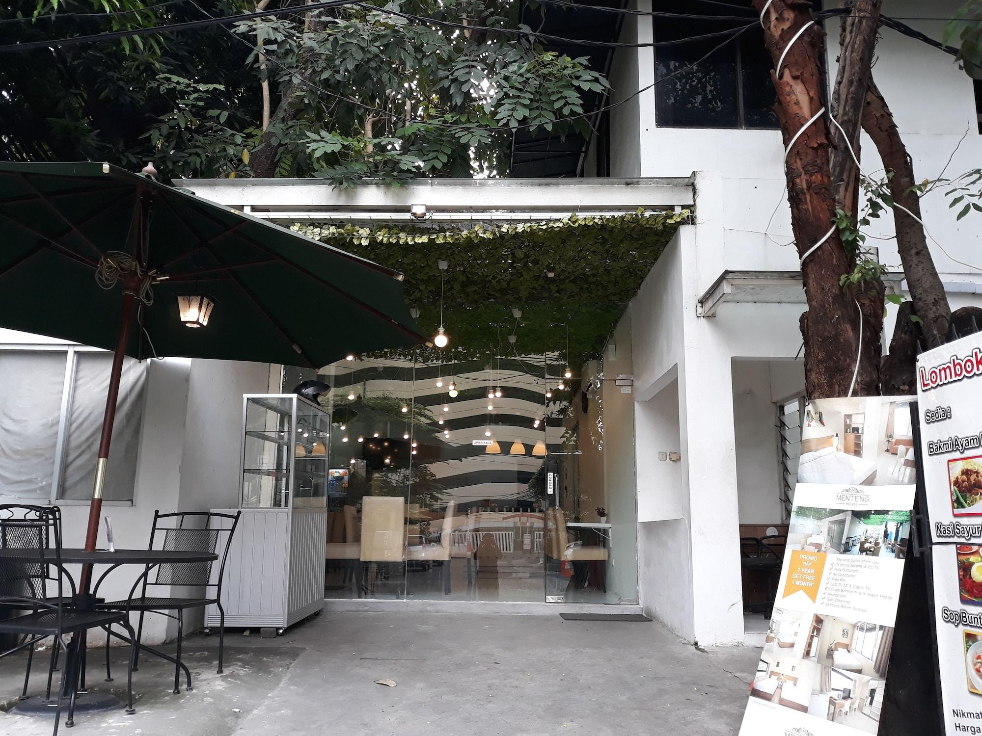 Vista Exterior Menteng House