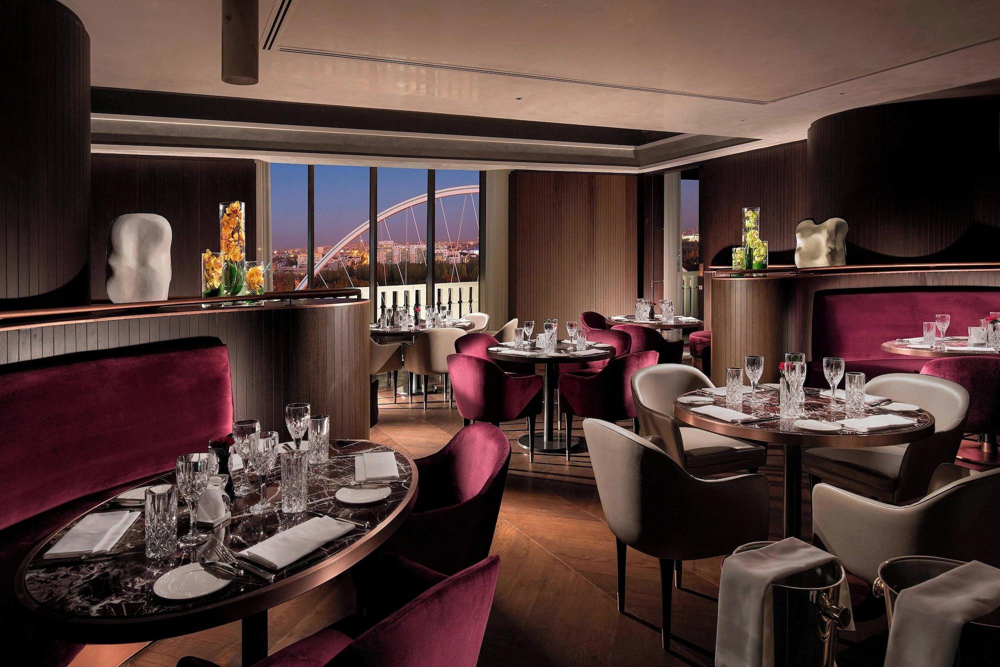 Restaurant The St. Regis Astana