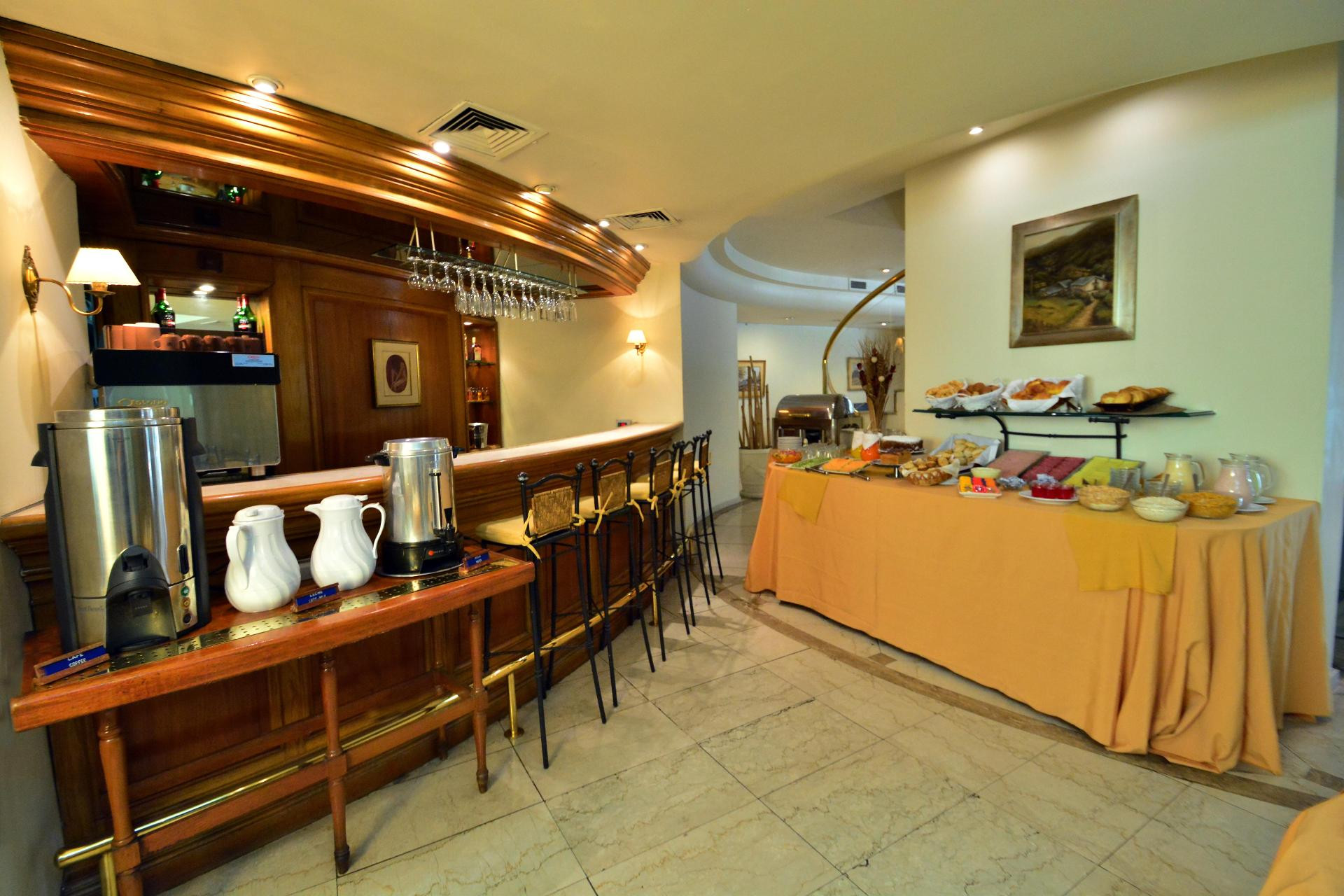 Bar/Salón Oxford Hotel