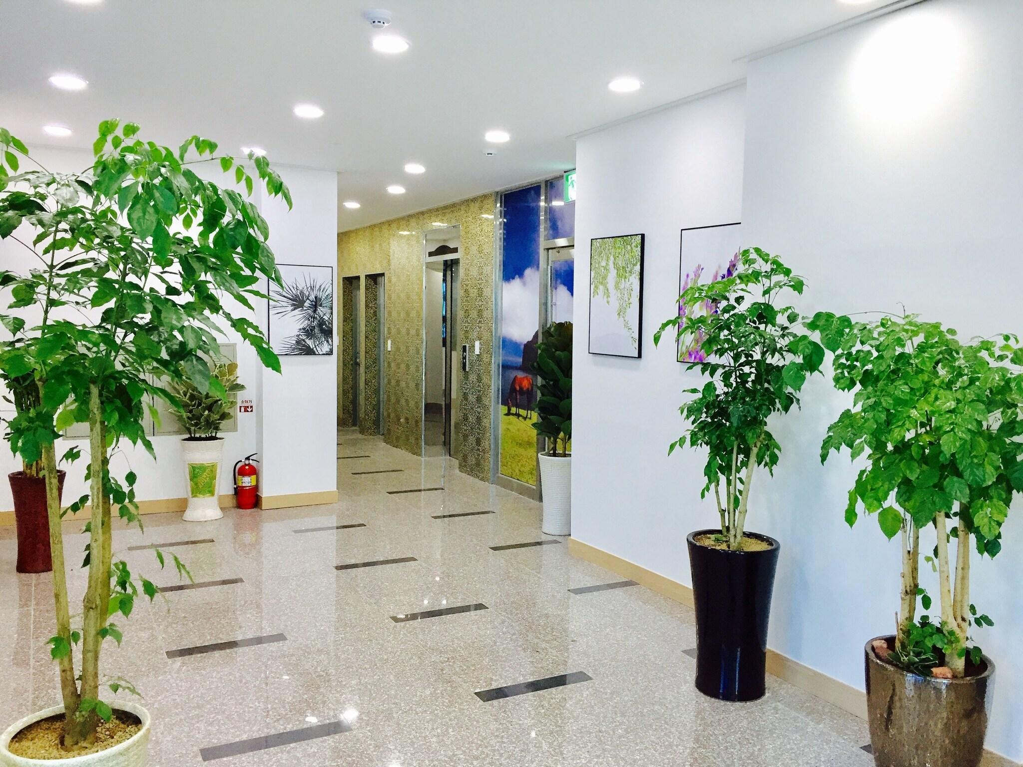 Vista Lobby Jeju Moseulpo Hotel