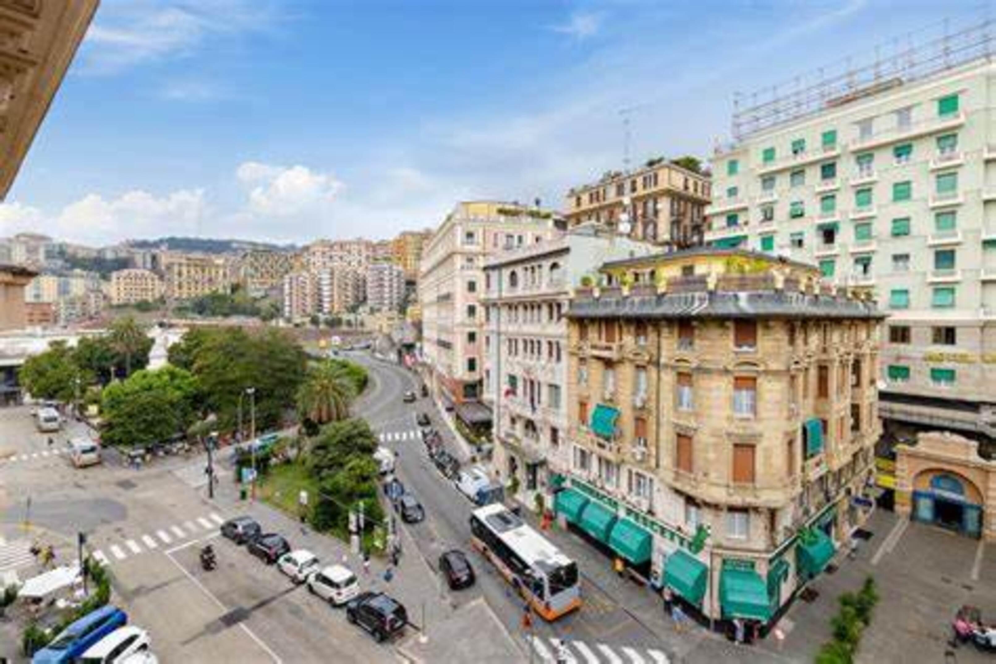 Vista Exterior Ostello Bello Genova