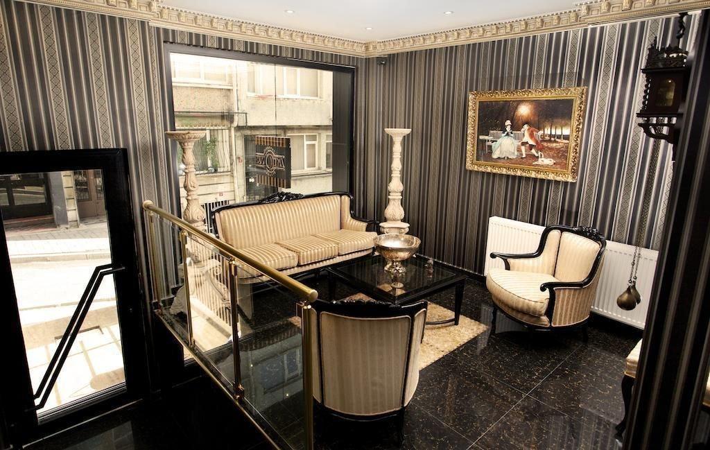 Vista Lobby Evoda Residence