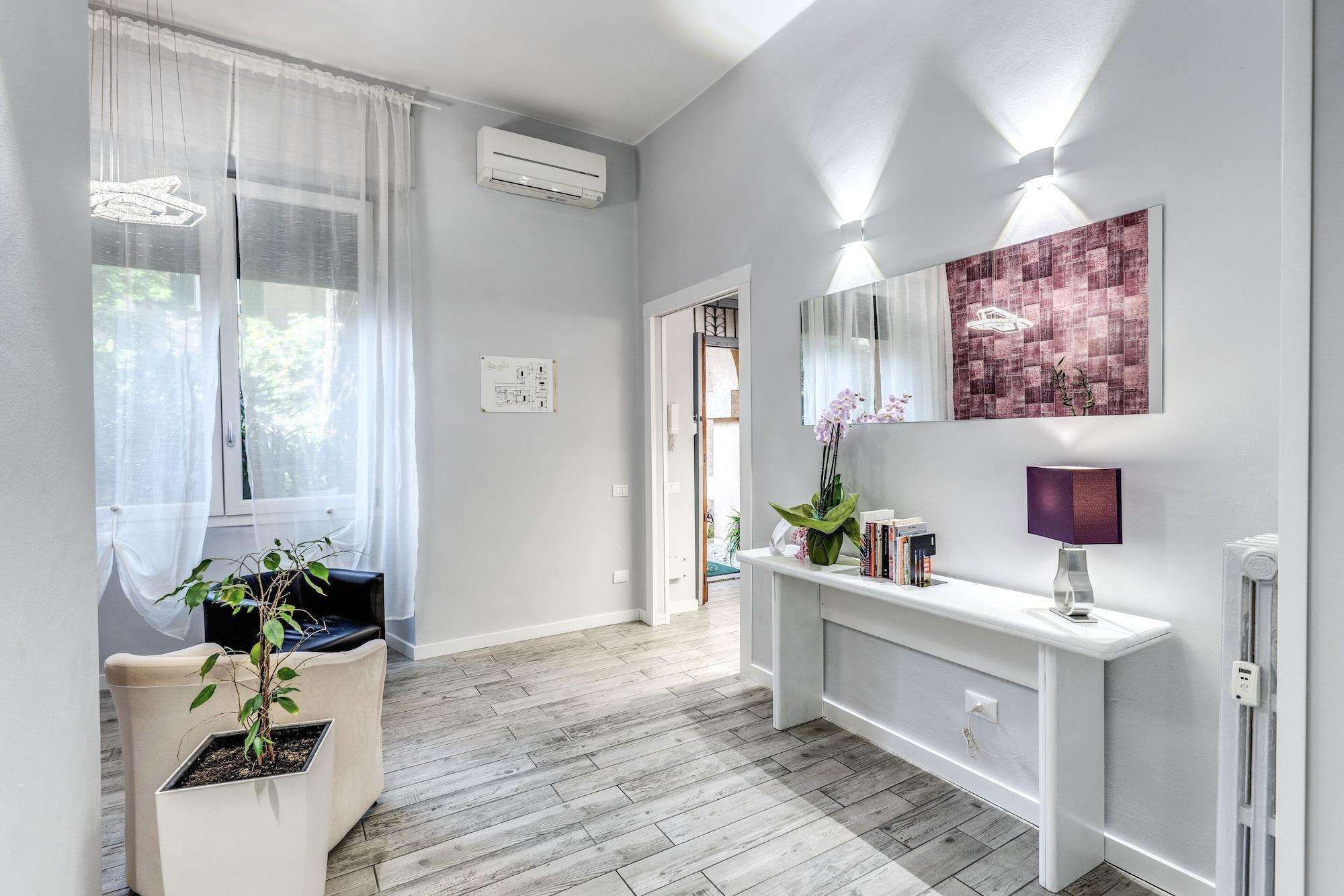 Vista Lobby Gardenia Suite