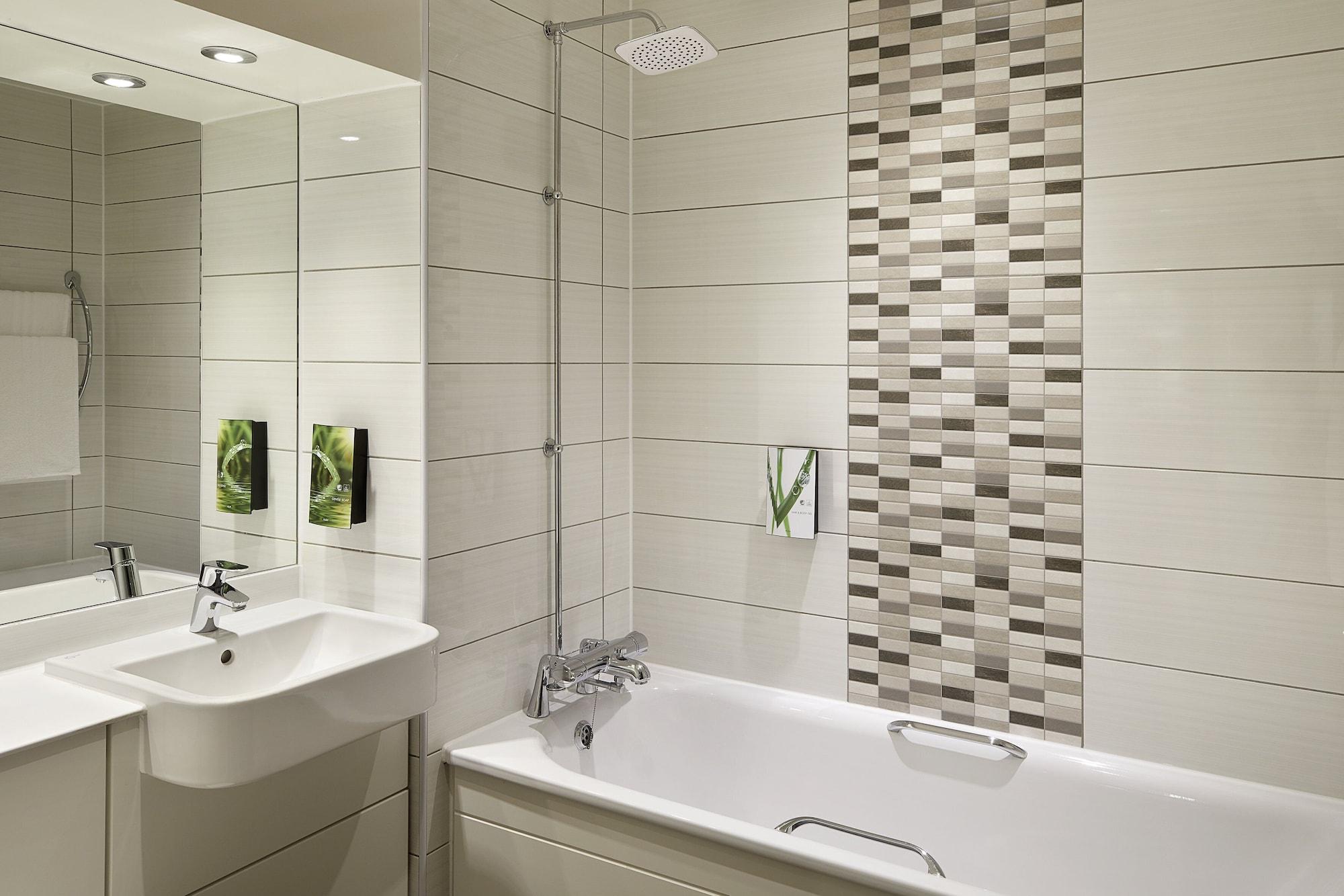 Equipamiento de Habitación Premier Inn Birmingham City - Aston