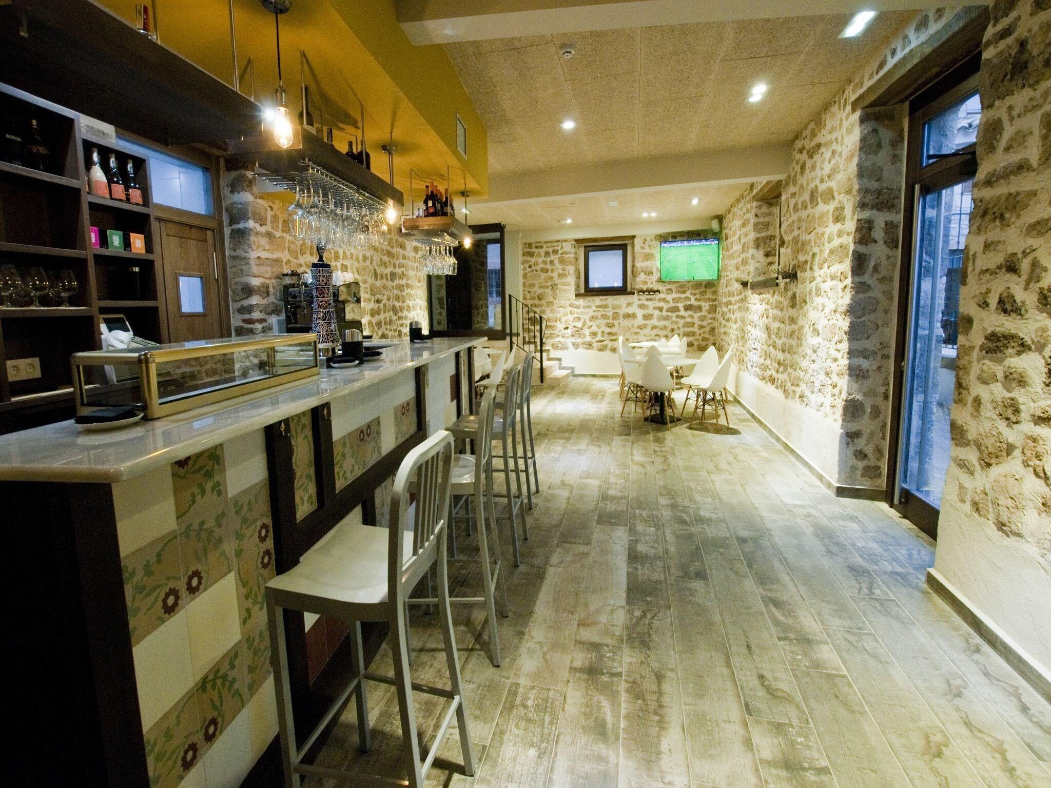 Bar/Salón La Casa de Beli