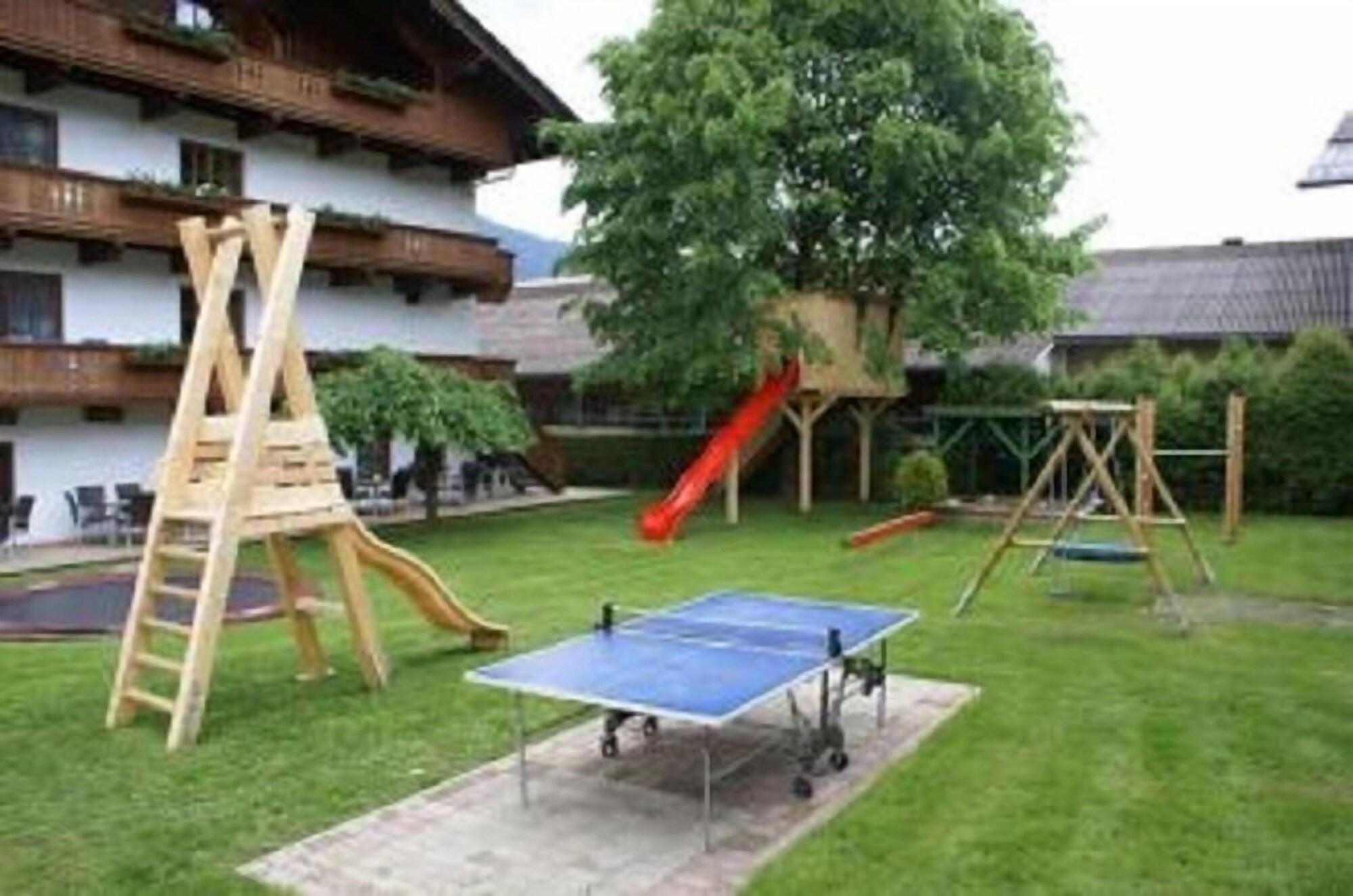 Instalaciones Recreativas Pension Traube