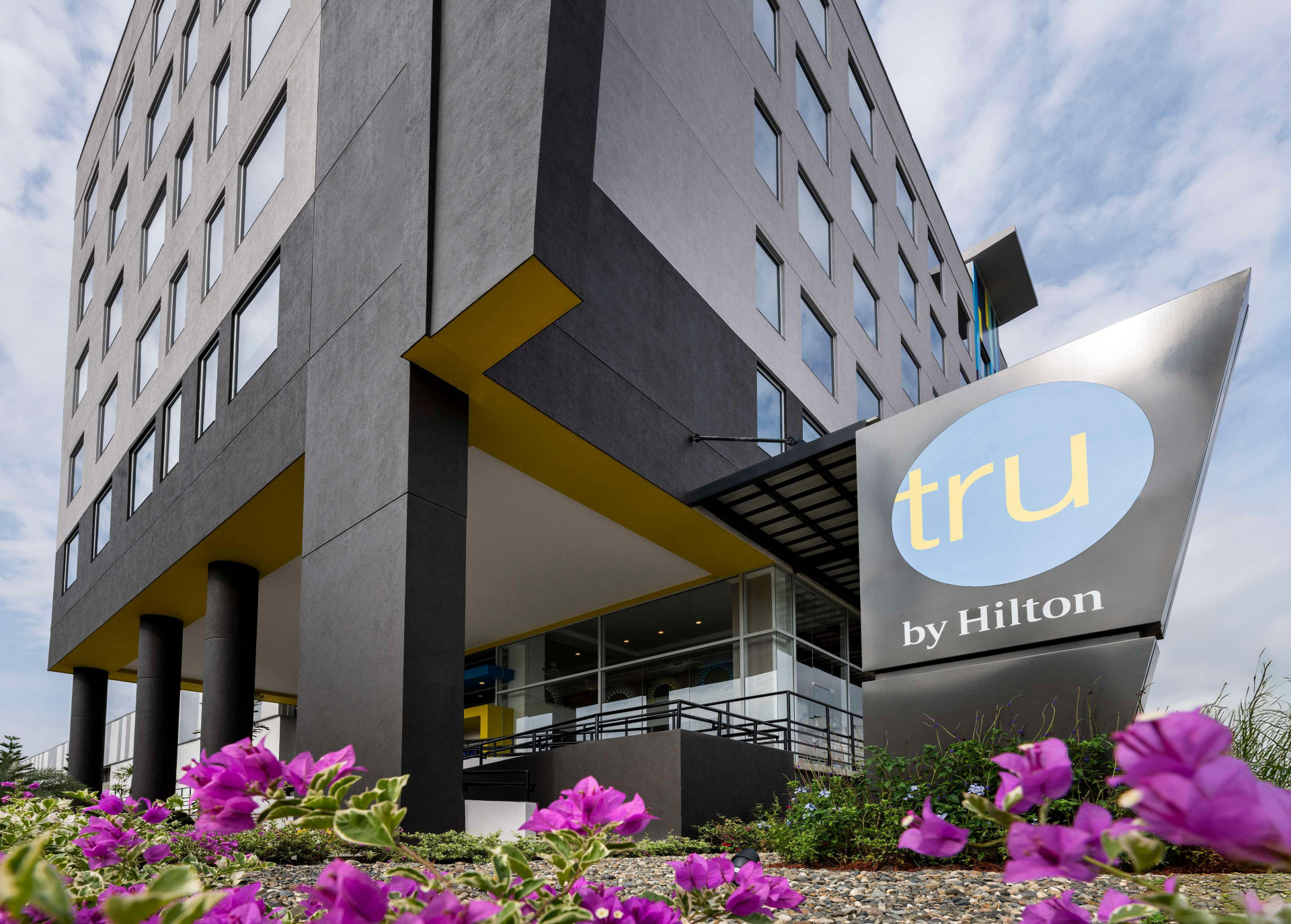 Vista Exterior Tru By Hilton Cali Sur
