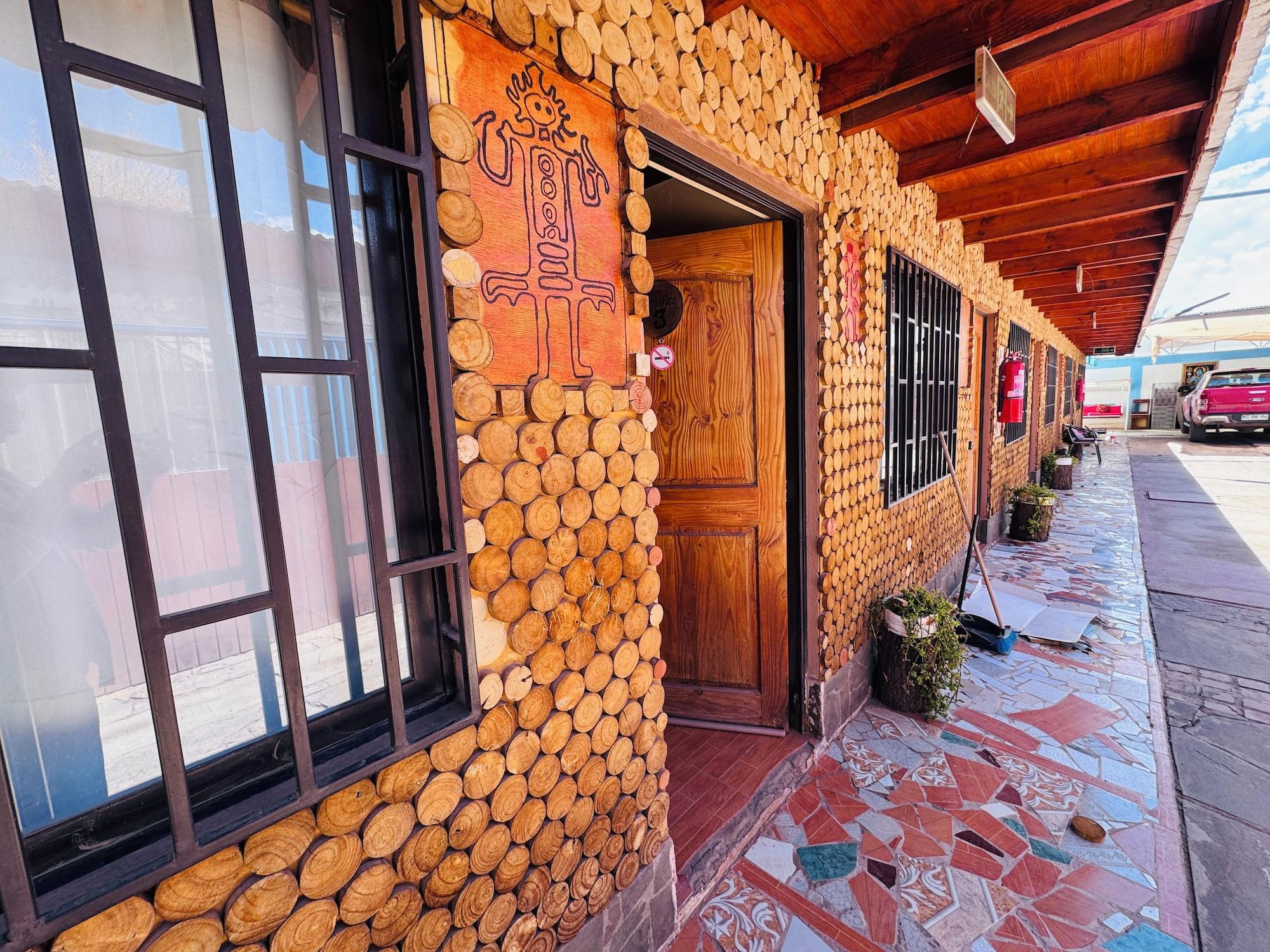 Vista Exterior Hostal Amigo Lucho