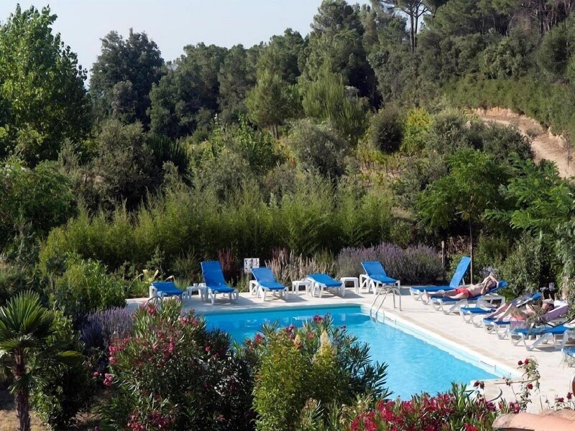 Vista Piscina Hotel Aatu - Adults Only