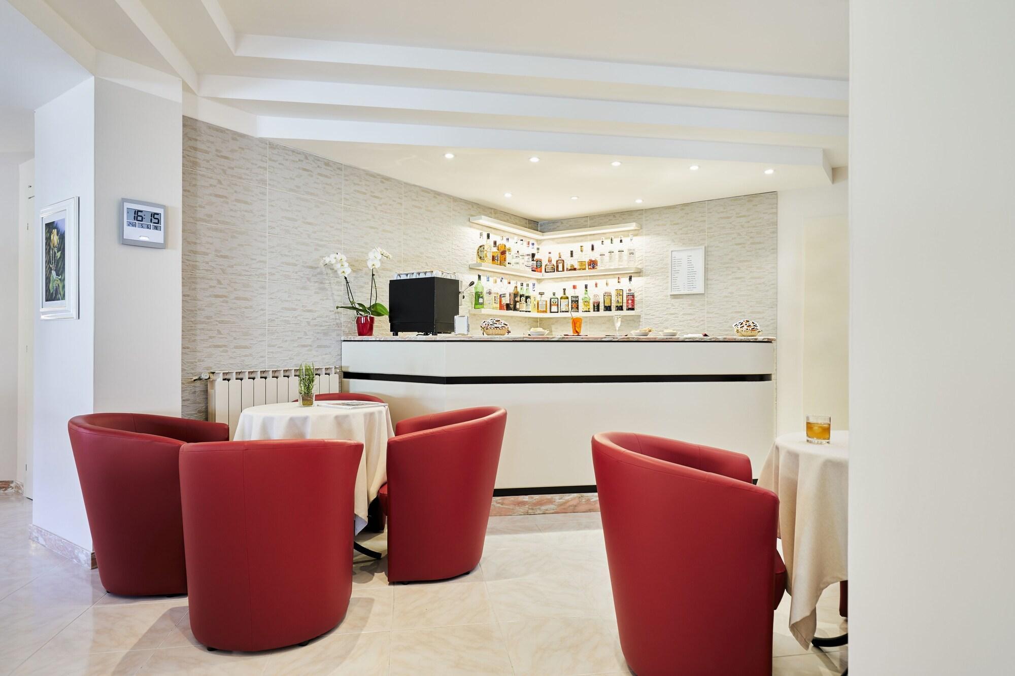 Bar/Salón Santa Caterina Hotel & Bike