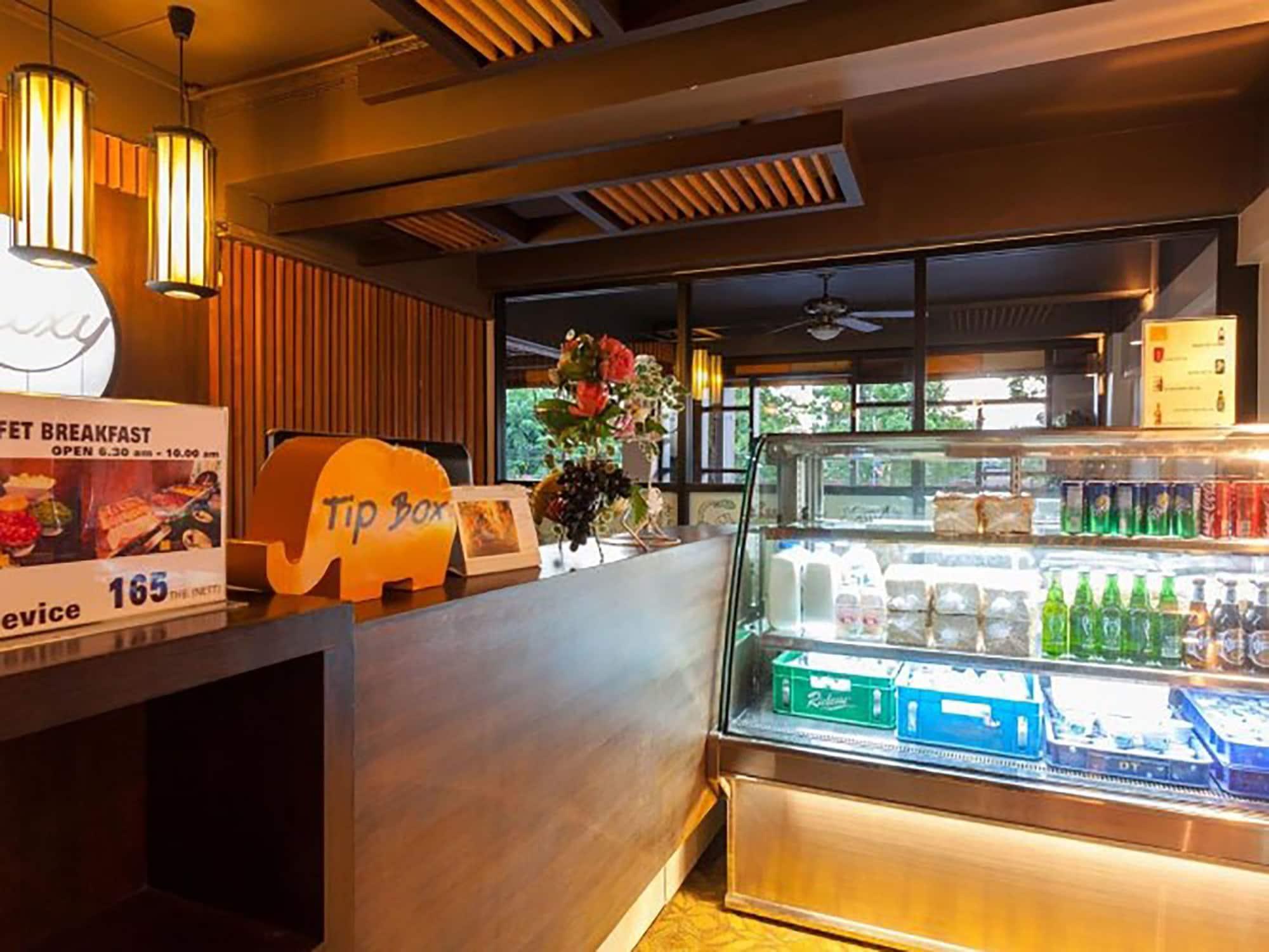 Bar/Salón Hotel M Chiang Mai