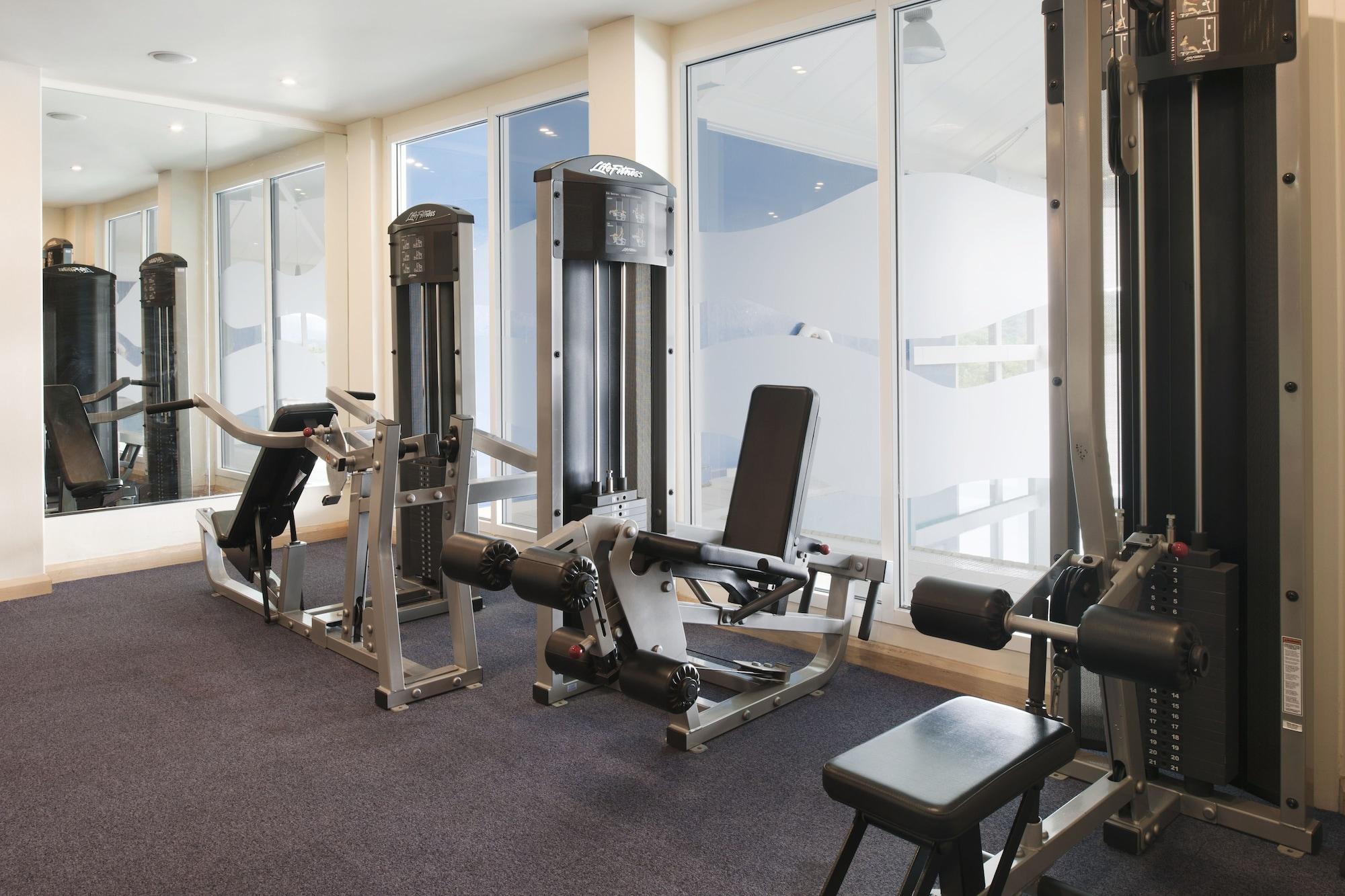 Gimnasio Holiday Inn Brighouse by IHG