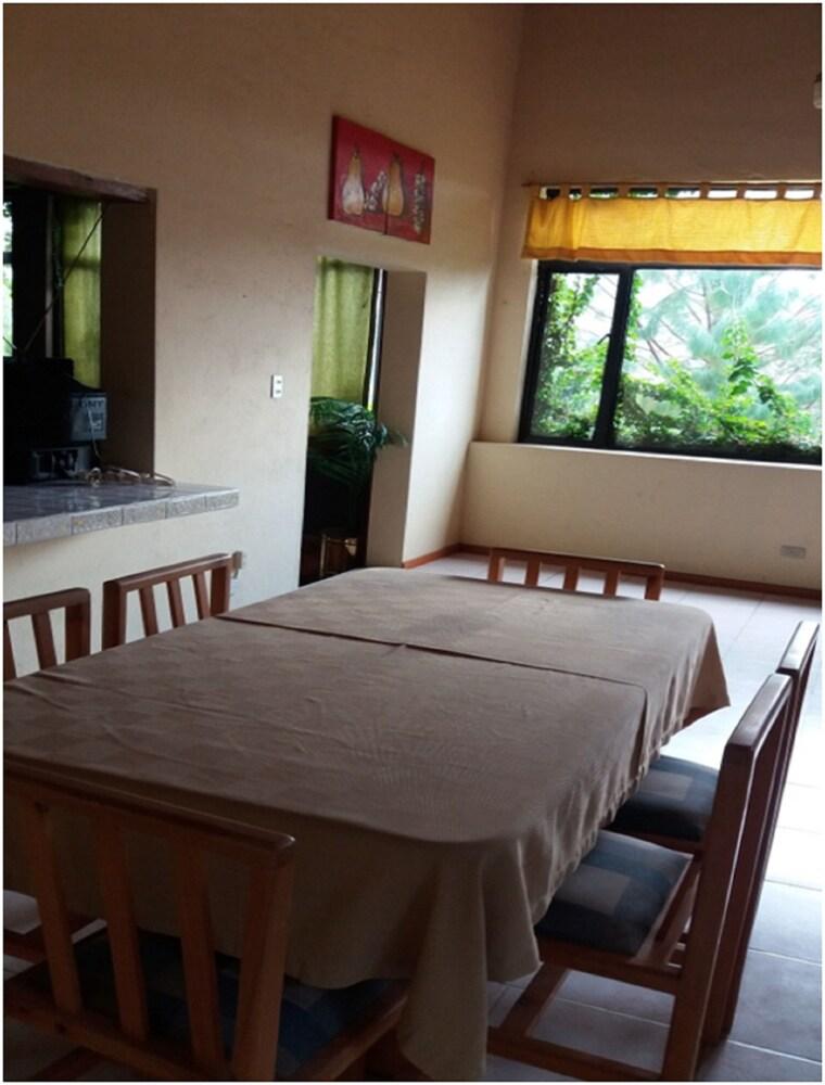 Habitación Rio San Pedro B&B