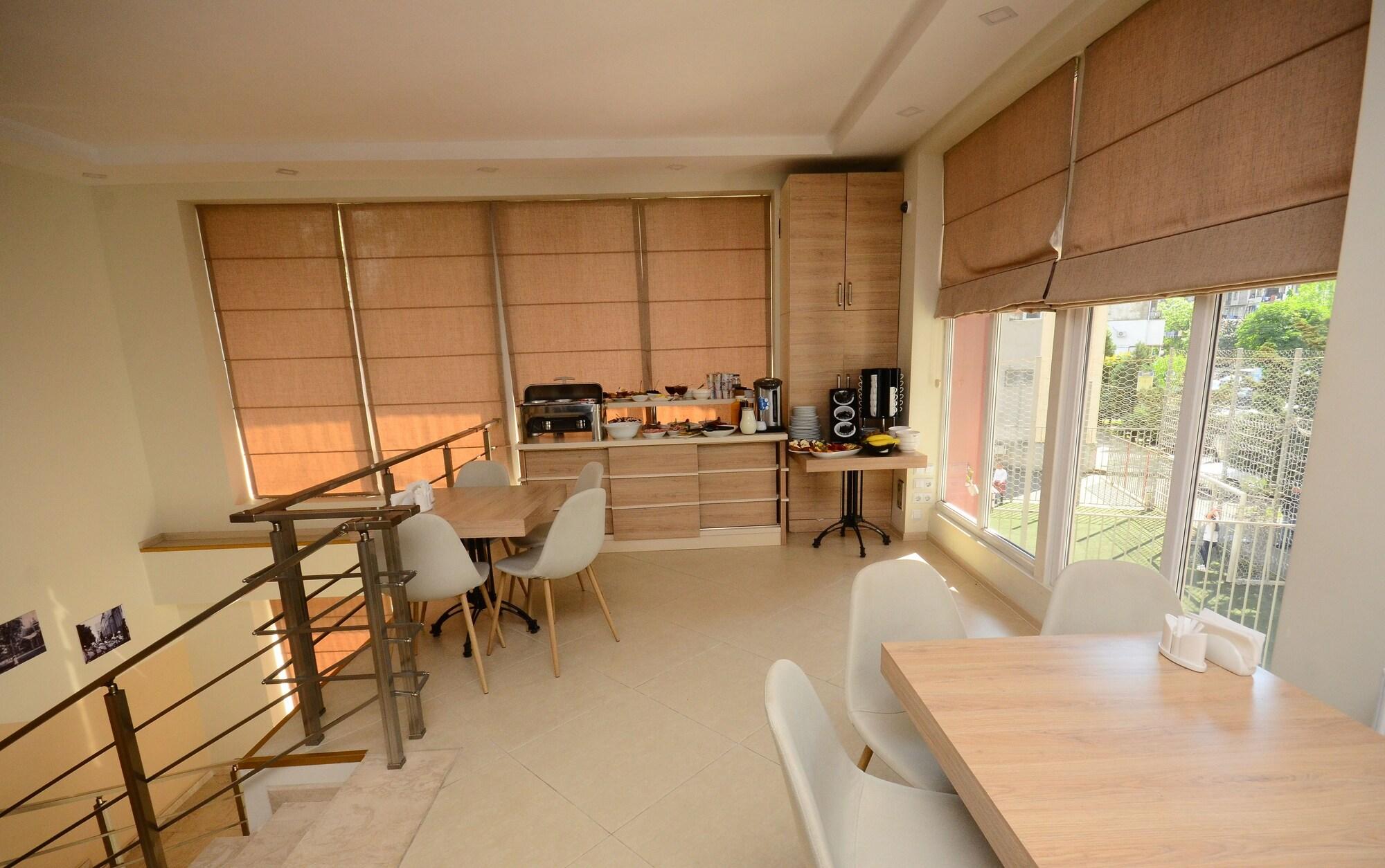 Restaurant City Hotel