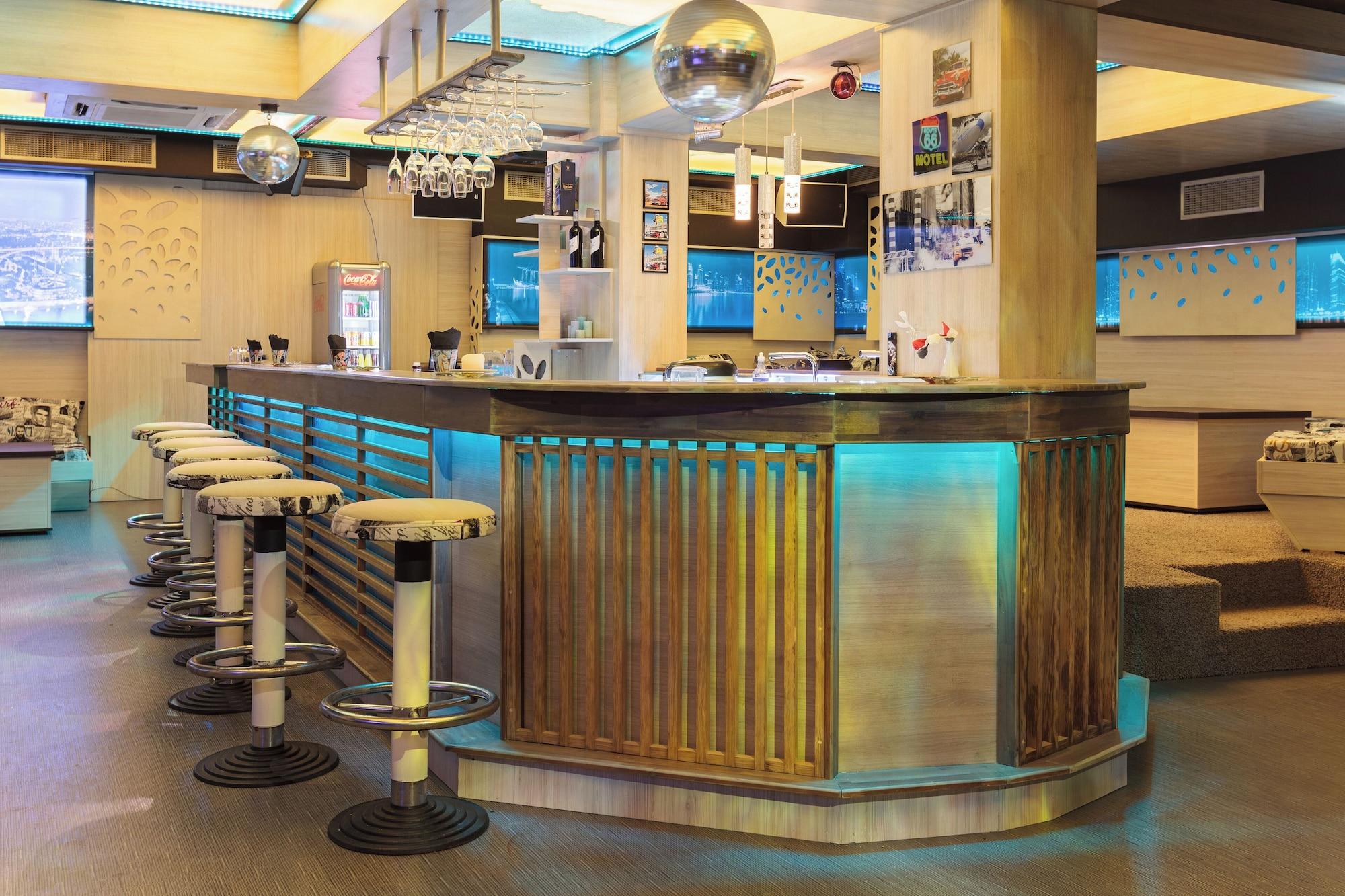 Bar/Salón Tarsis Club Hotel & Aquapark