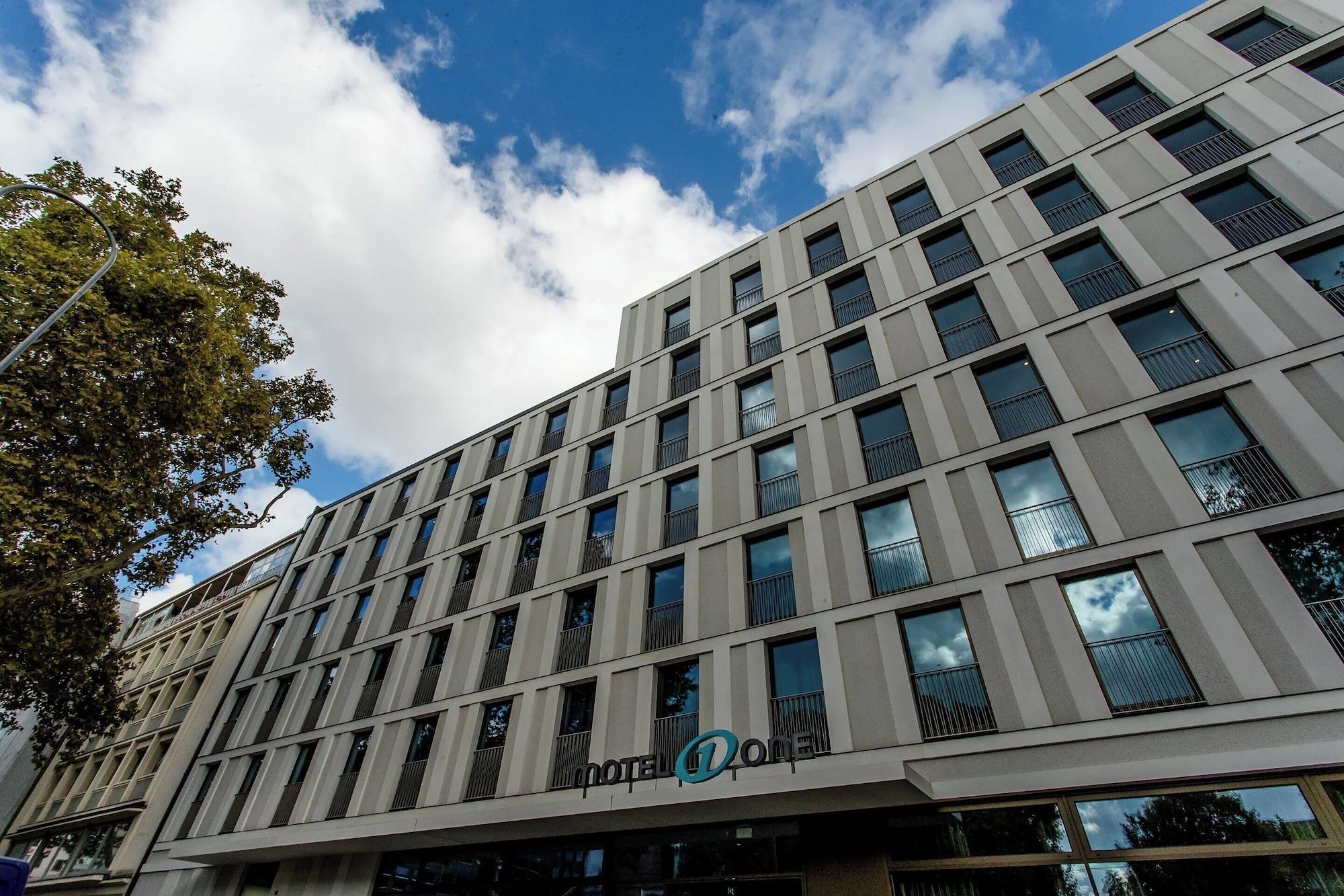 Vista Exterior Motel One Köln - Neumarkt