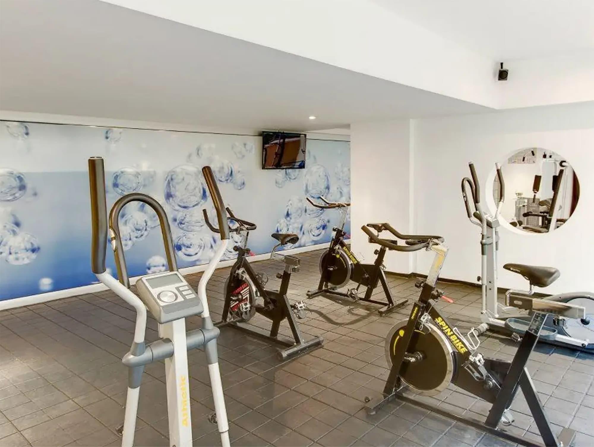 Gimnasio Aparta Suite Continental Bogotá