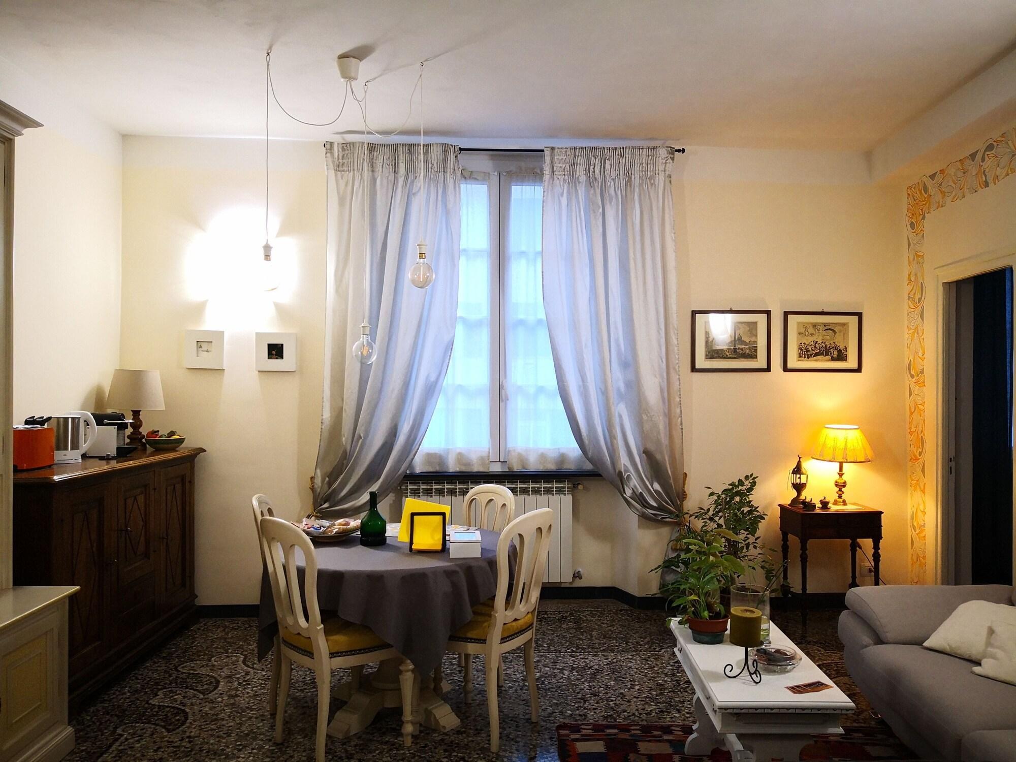 Varios B&B Lavagna Uno