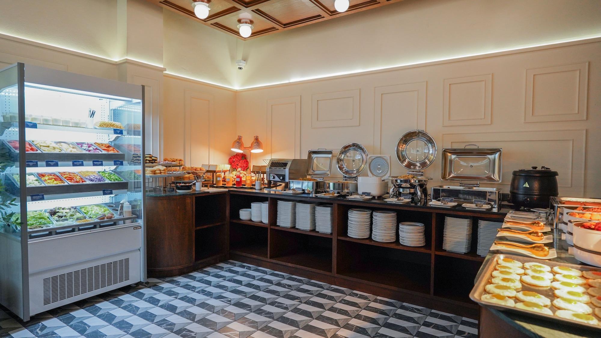 Restaurant Sugar Marina Hotel – FASHION – Kata Beach