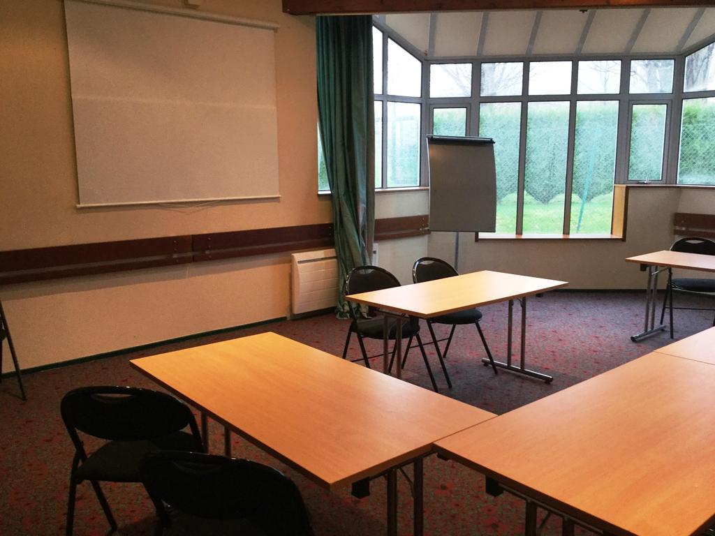 Centro de Negocios ibis Le Havre Sud Harfleur