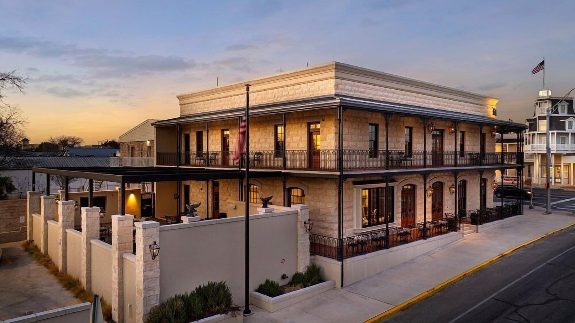 Vista Exterior Emigrant Boutique Hotel