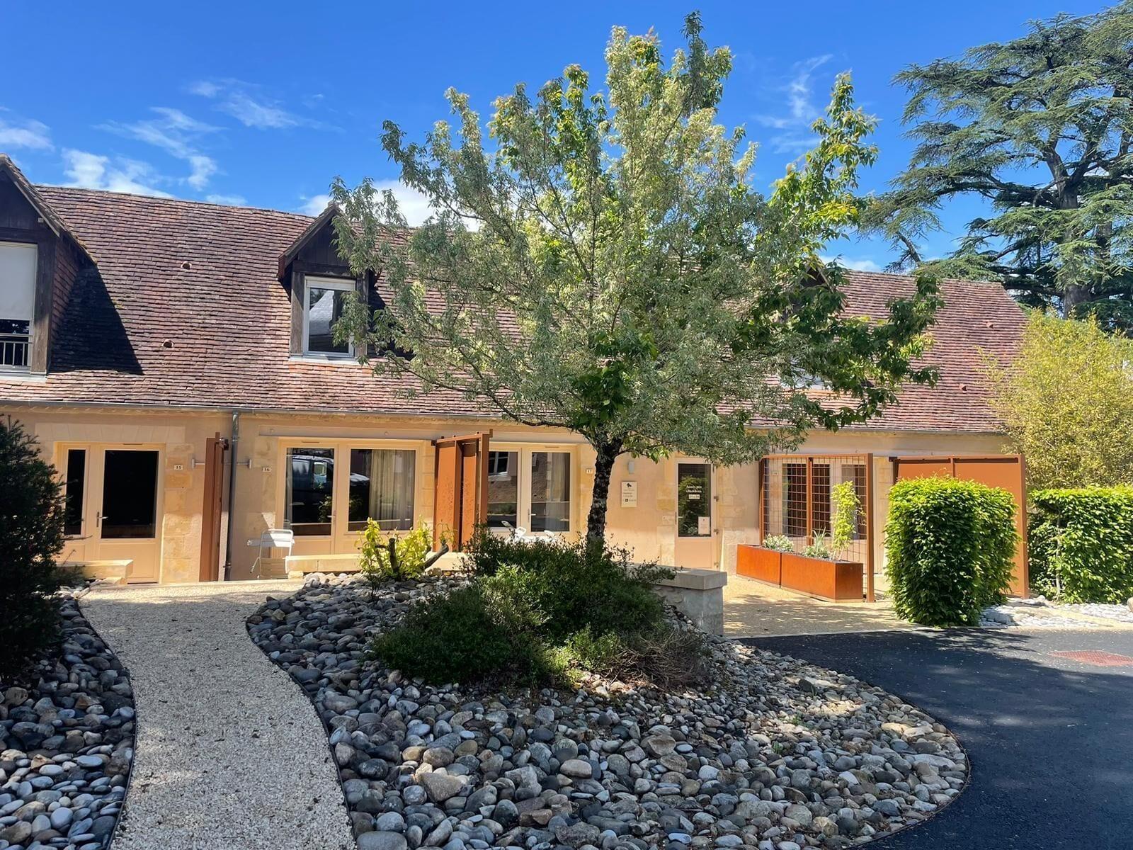 Vista Exterior Le Manoir des Cèdres